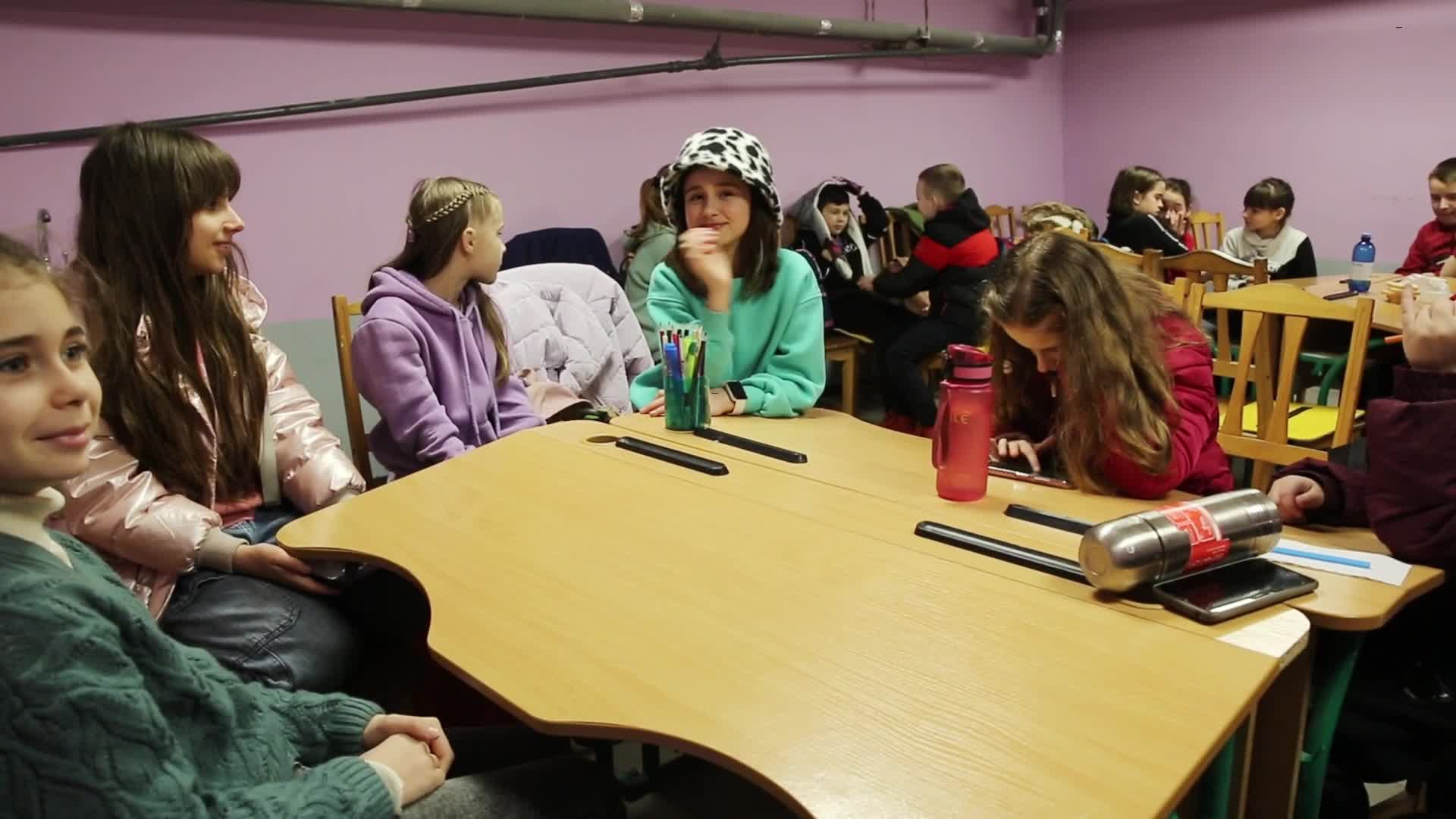 Mine and explosives safety training for school students in Ukraine