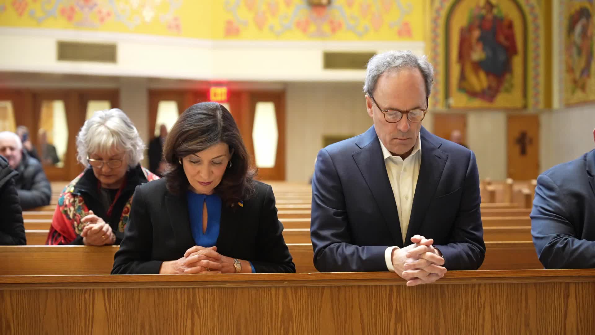 Governor Hochul Visits St. George Ukrainian Catholic Church 