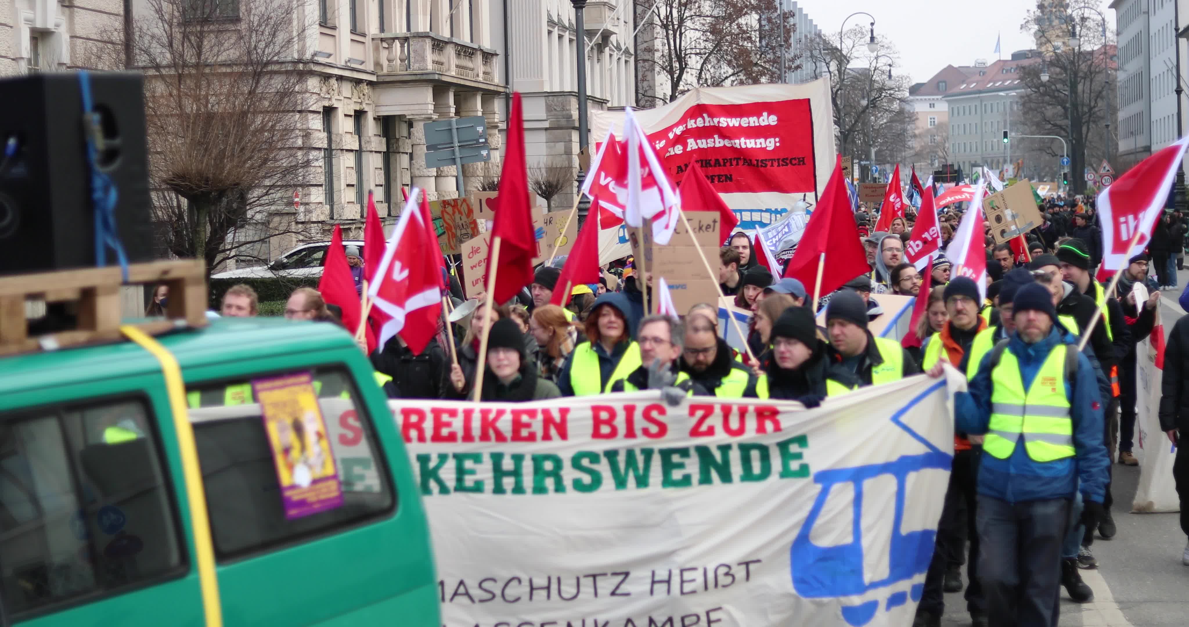 Verdi & Fridays for Future Global Climate Strike in Munich