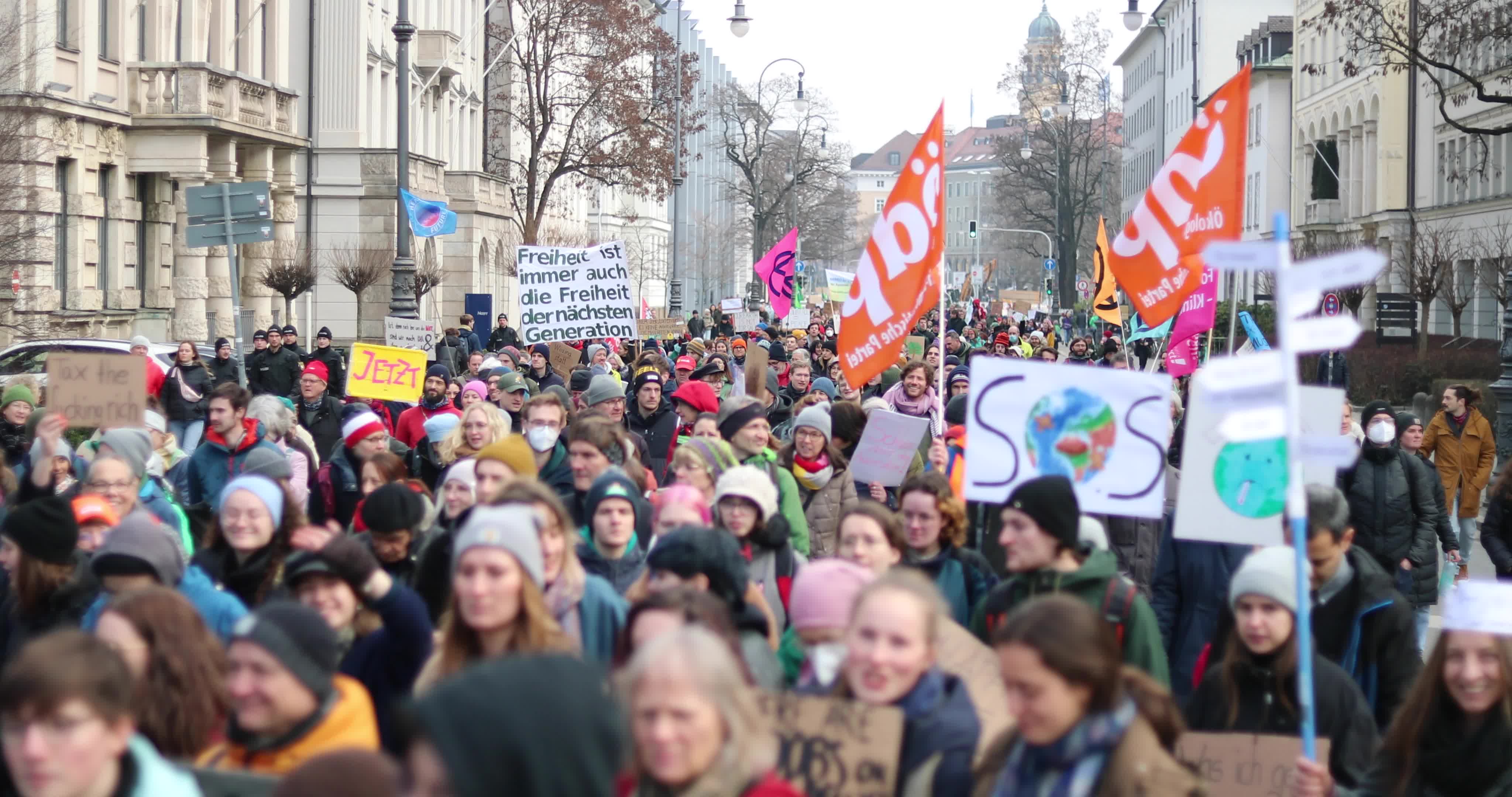 Verdi & Fridays for Future Global Climate Strike in Munich