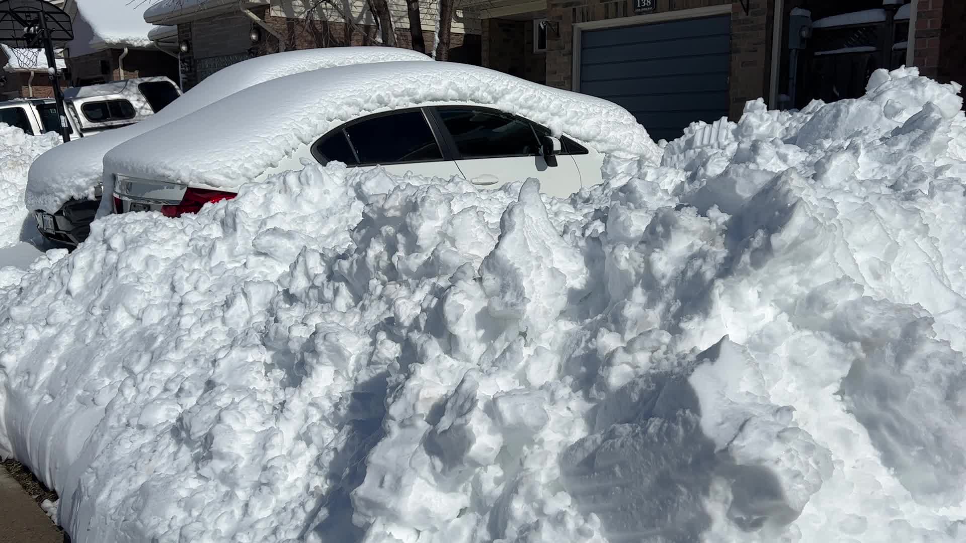 Toronto gets hit by the largest winter snowstorm of the season