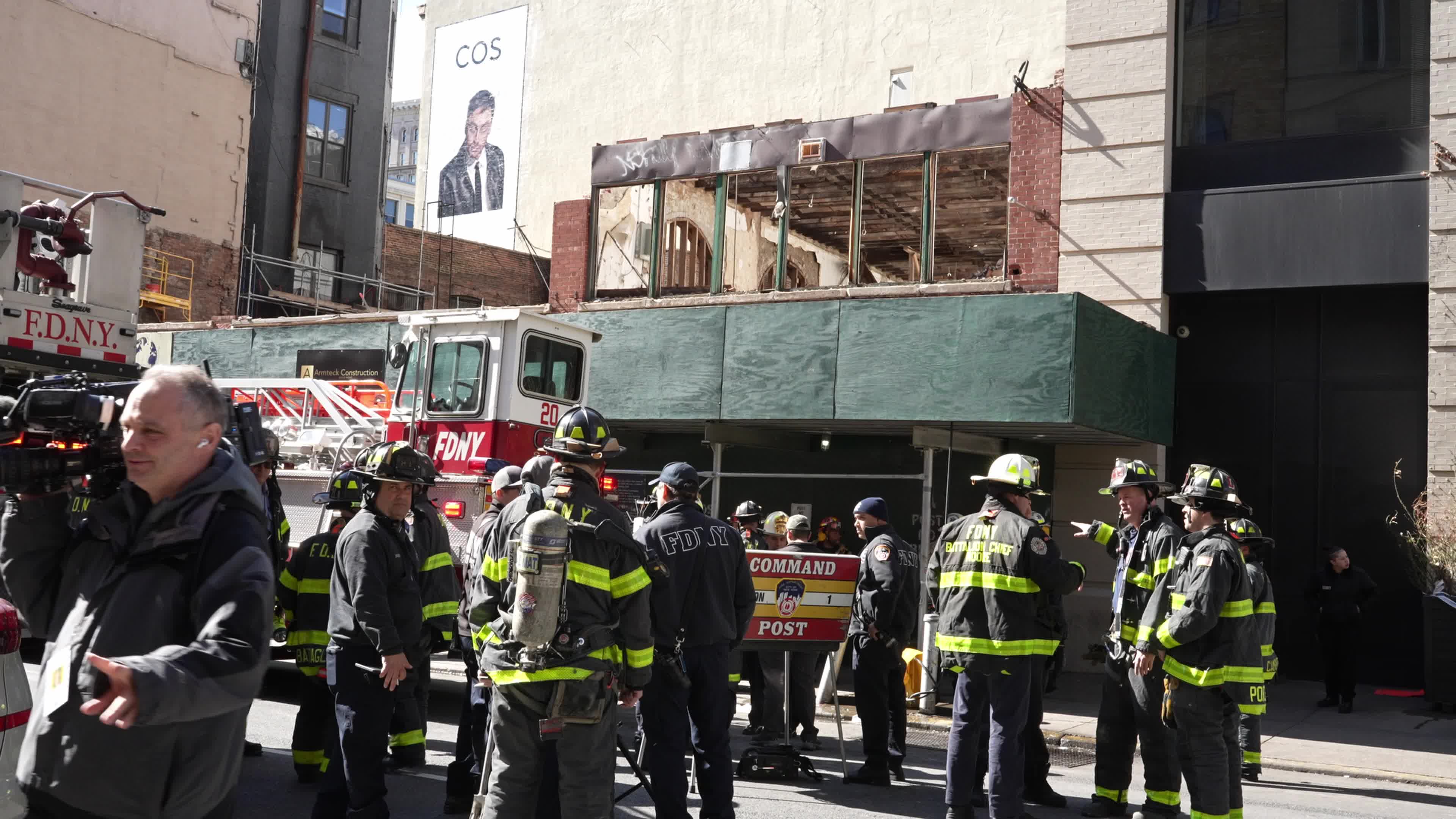 1 dead after wall collapses onto construction workers in SoHo