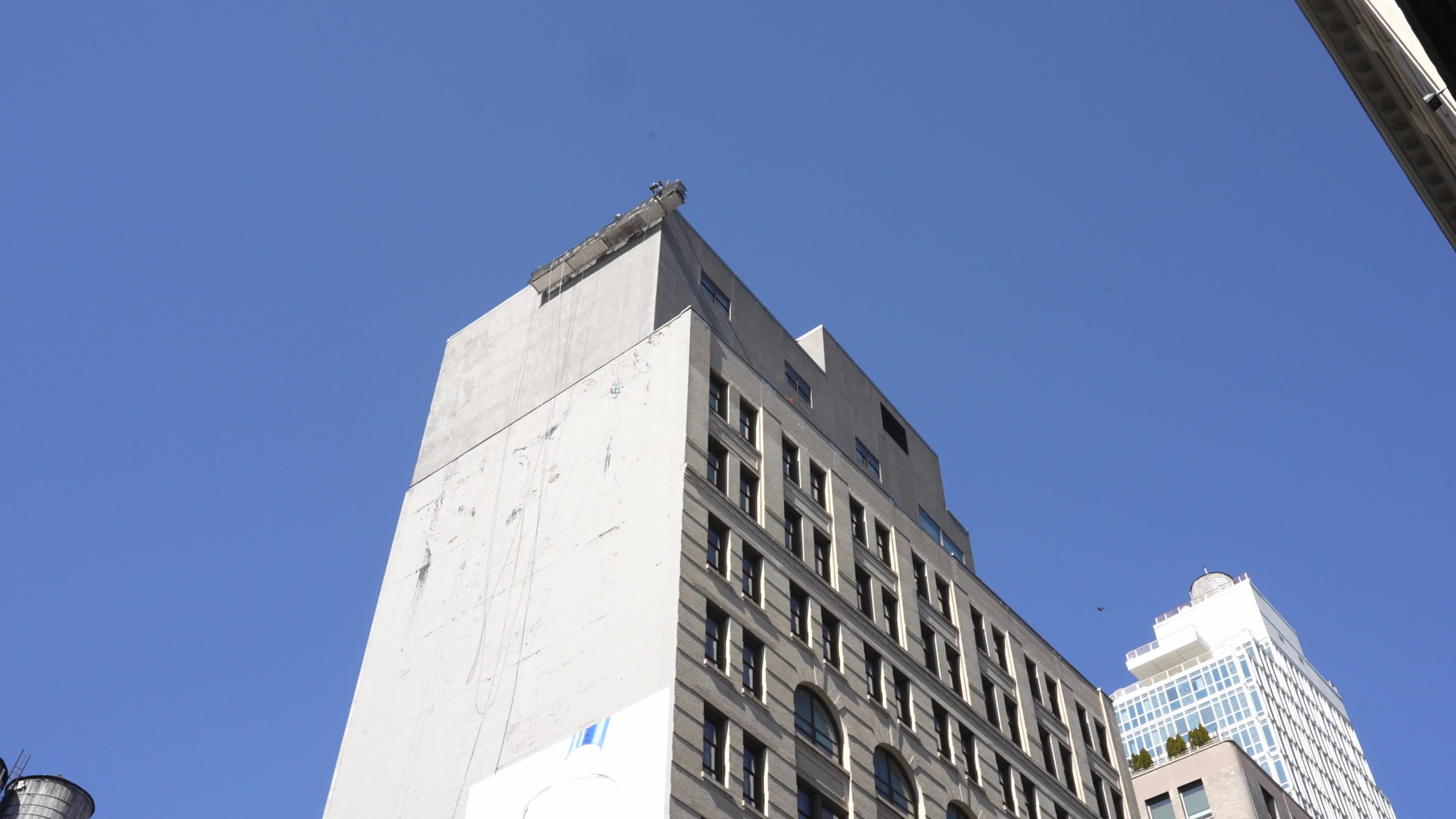 1 dead after wall collapses onto construction workers in SoHo