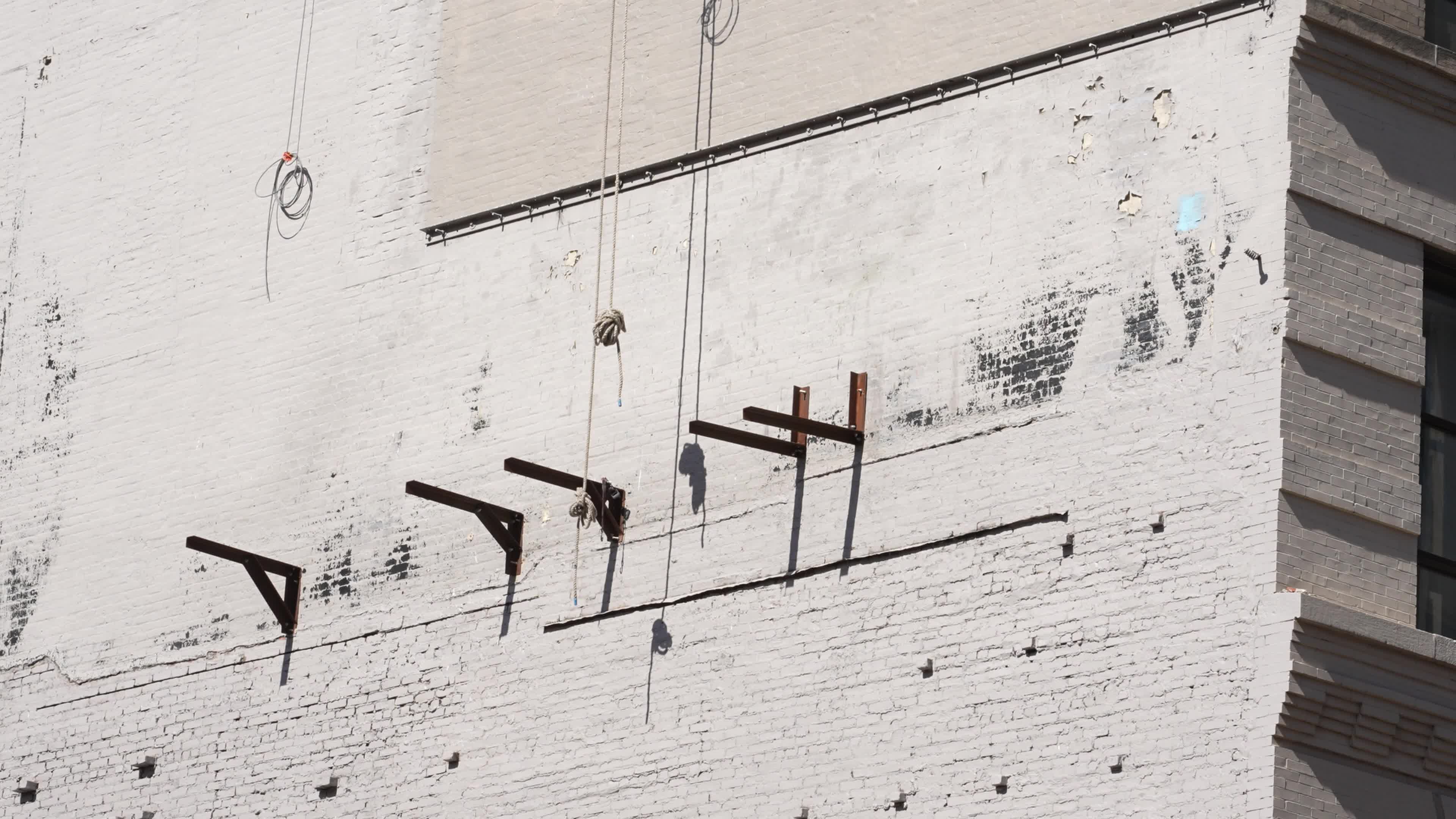 1 dead after wall collapses onto construction workers in SoHo