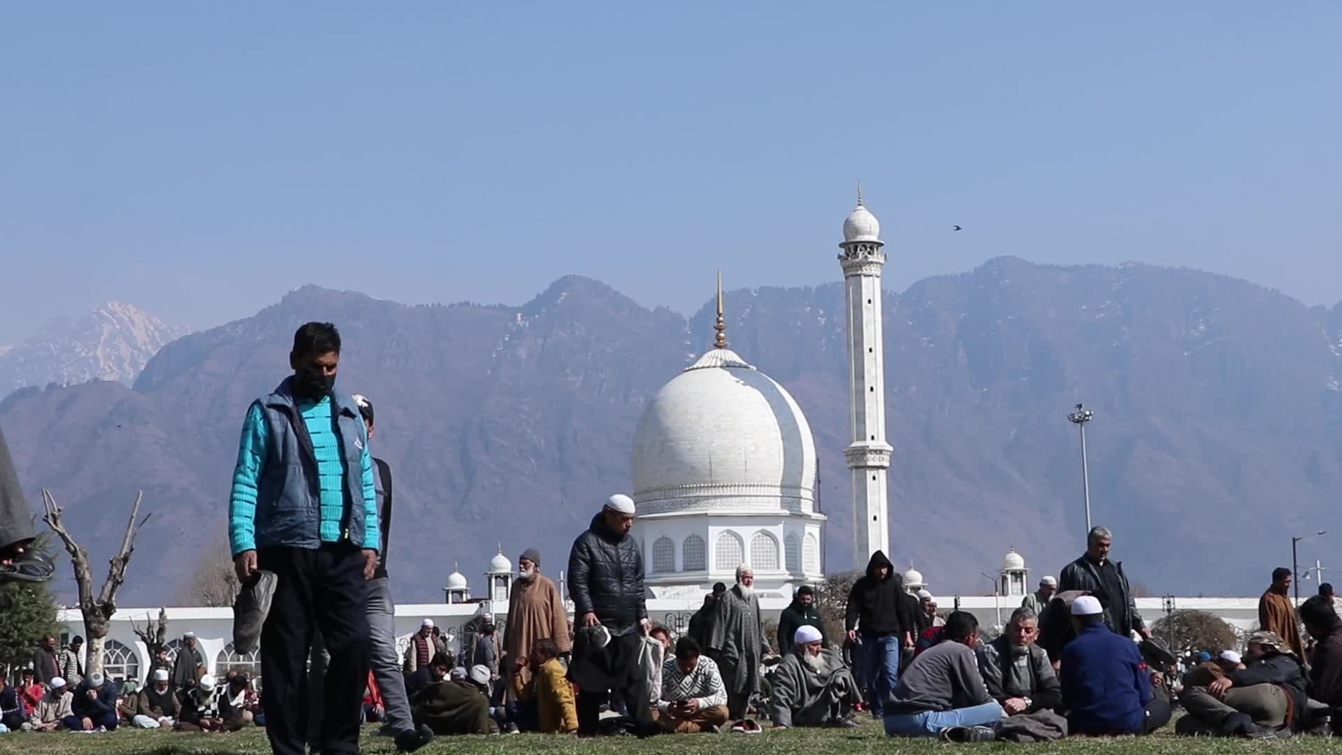 Friday Following of Miraj in Kashmir