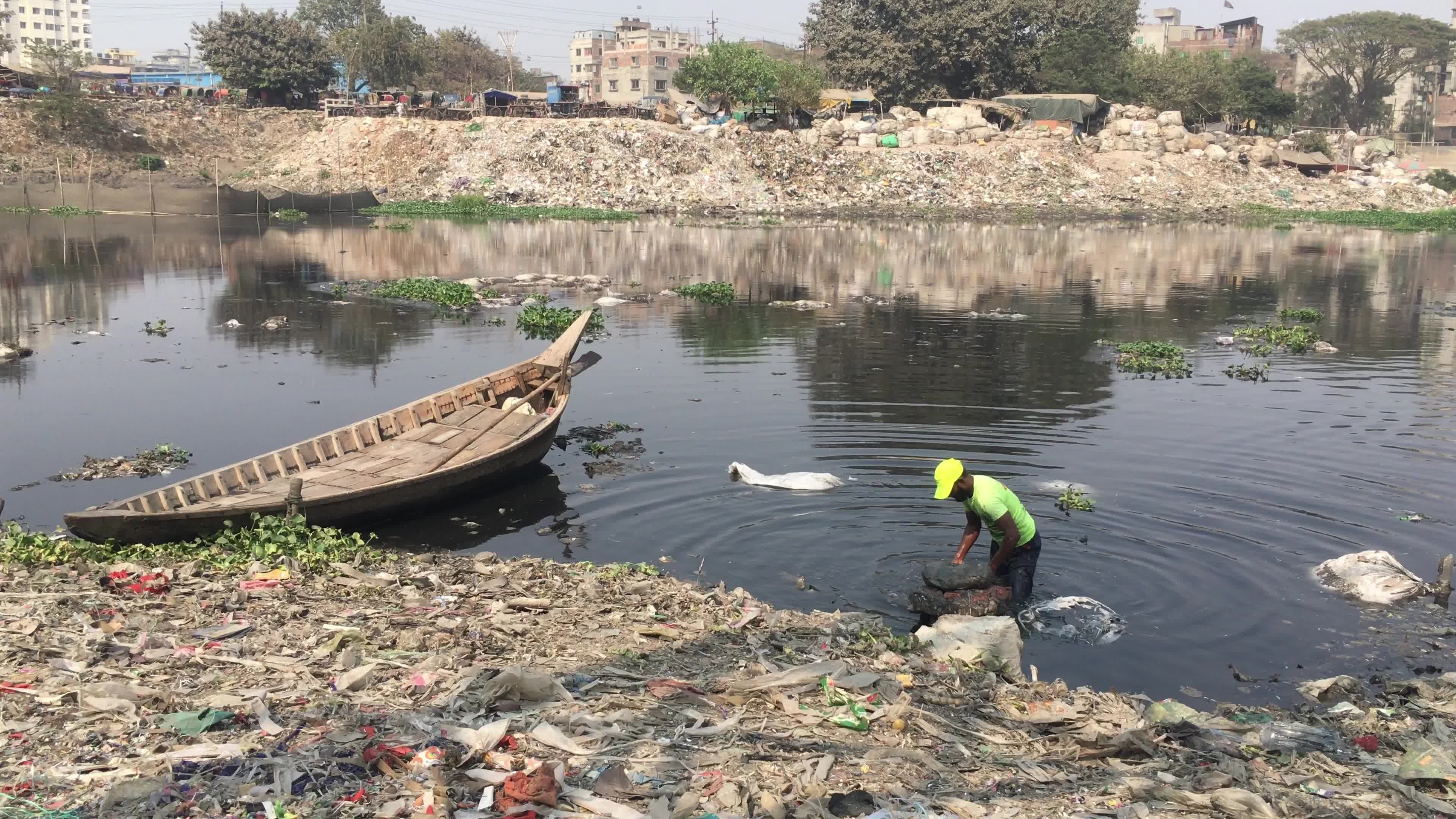 River pollution in Dhaka