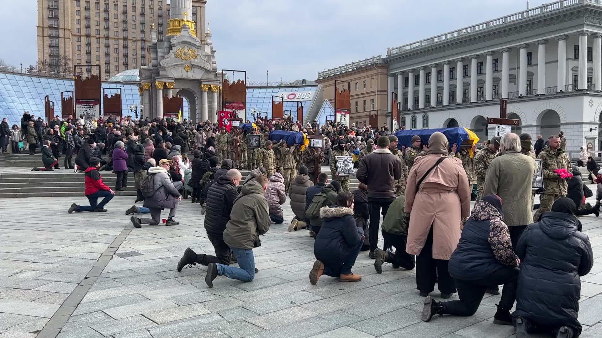 Memorial service for four Ukrainian fighters at Maidan Nezhalezhnosti Square in Kyiv