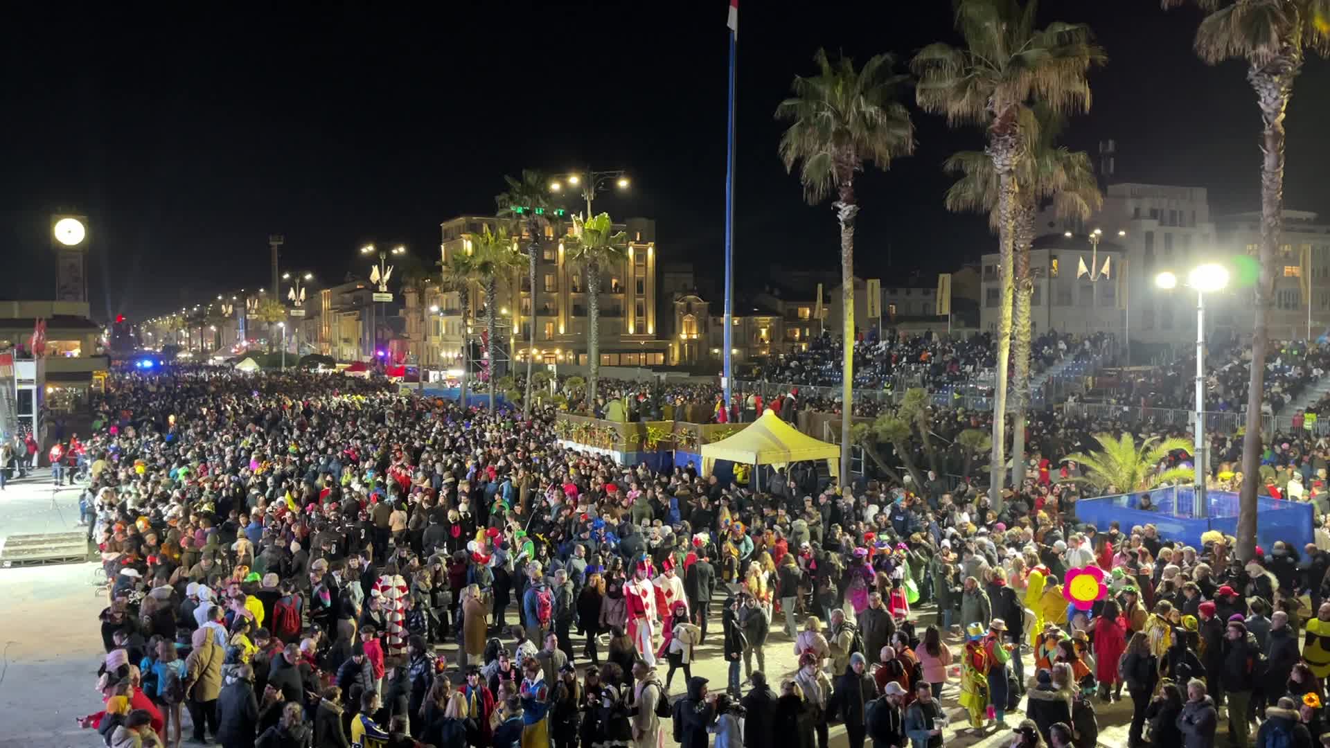 The first masked course for the 150th edition of the Carnival of Viareggio