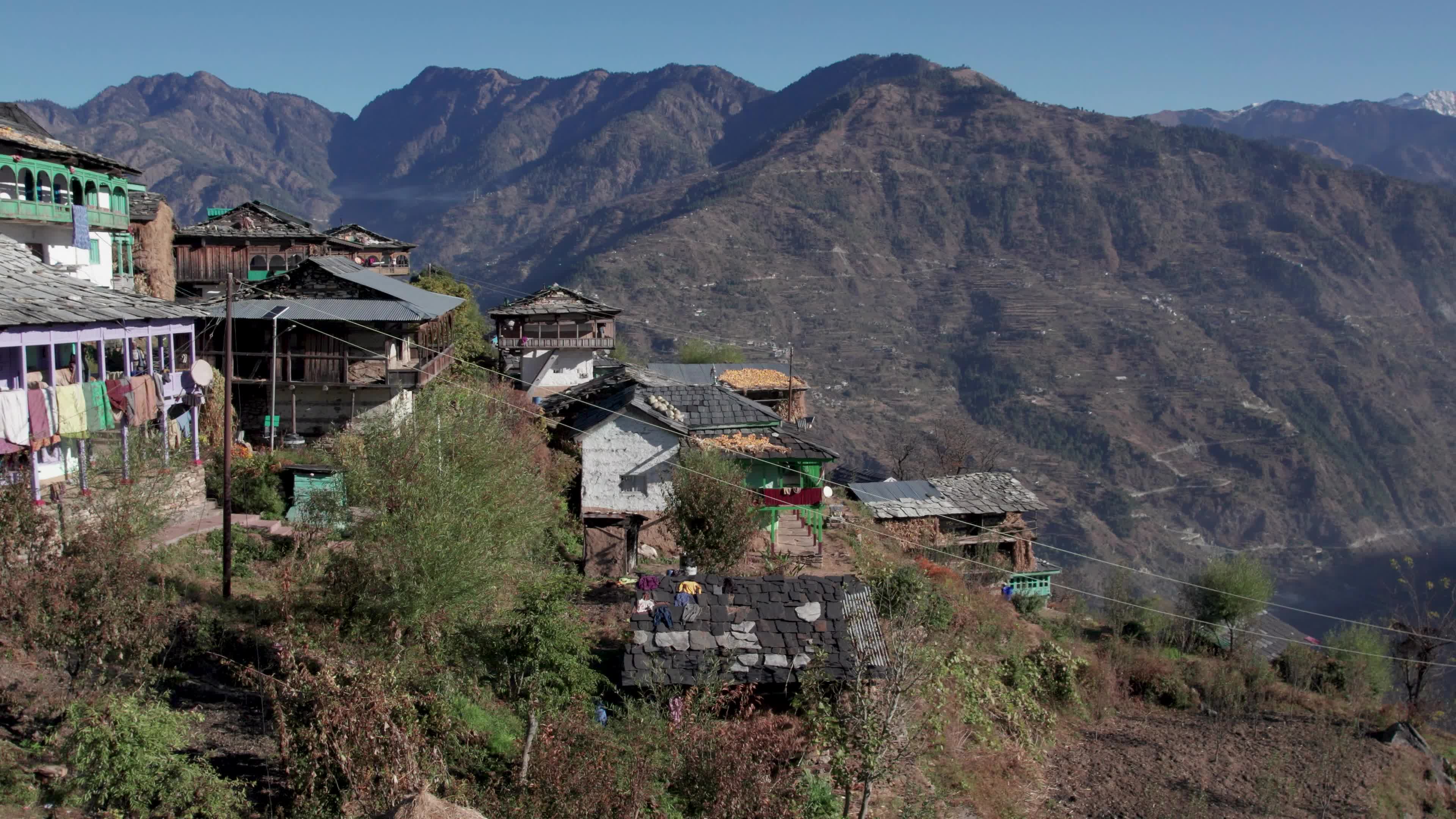 Remote Himalayan Village - Behlo: 4K video which gives a Rare Glimpse into the Simple Life of the Himalayan Village with Traditional Houses 
