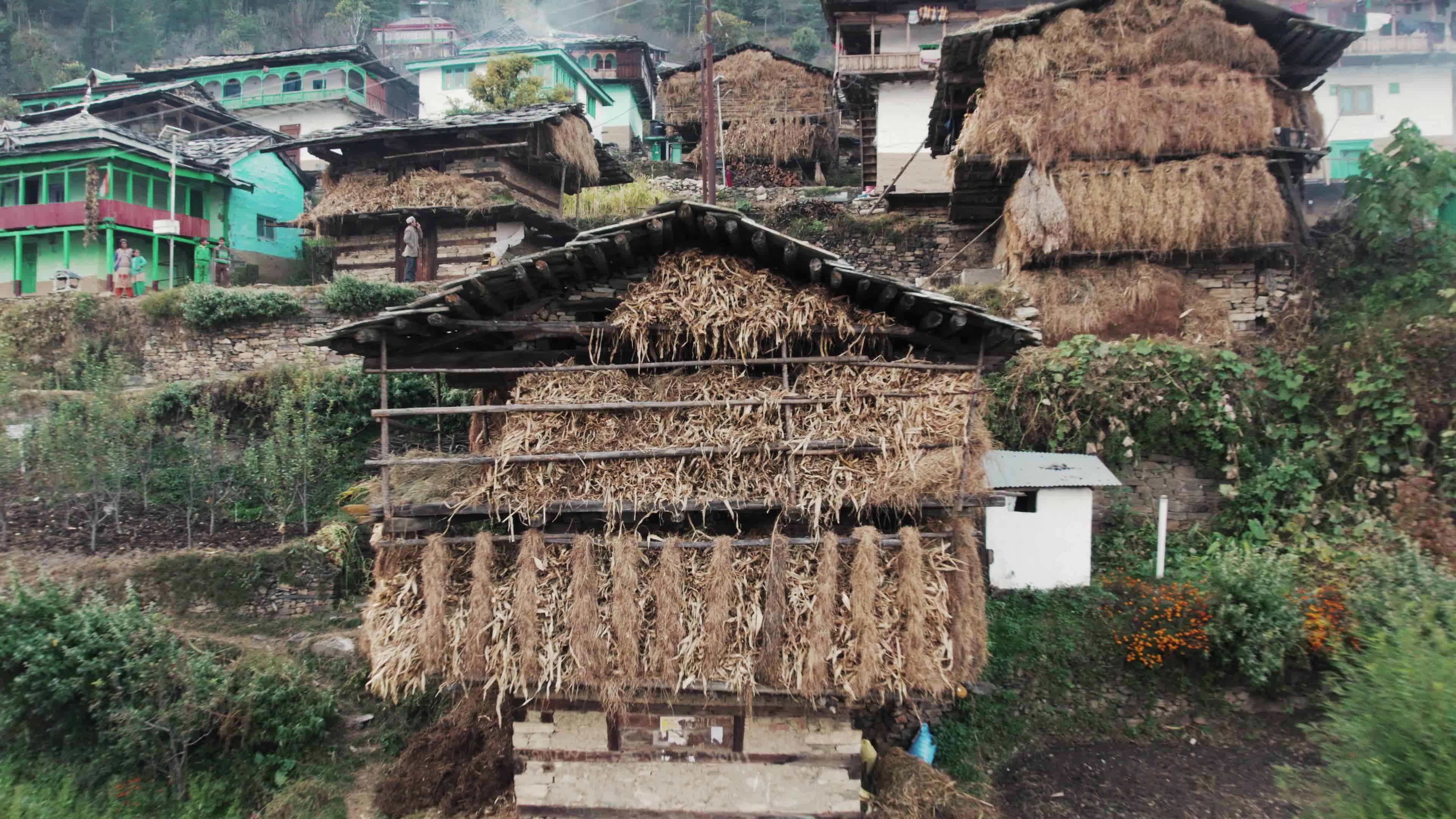 Remote Himalayan Village - Behlo: 4K video which gives a Rare Glimpse into the Simple Life of the Himalayan Village with Traditional Houses 