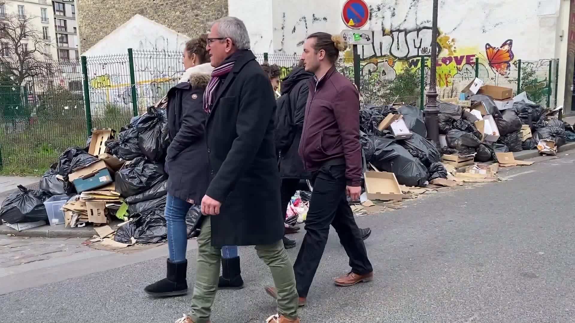 Strike of the garbage collectors against the reform of the pensions, in Paris,
