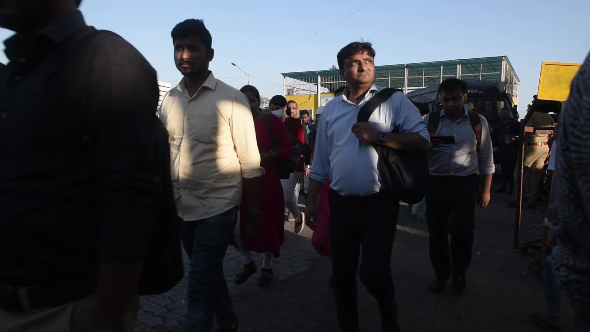 Daily Life In Mumbai 
