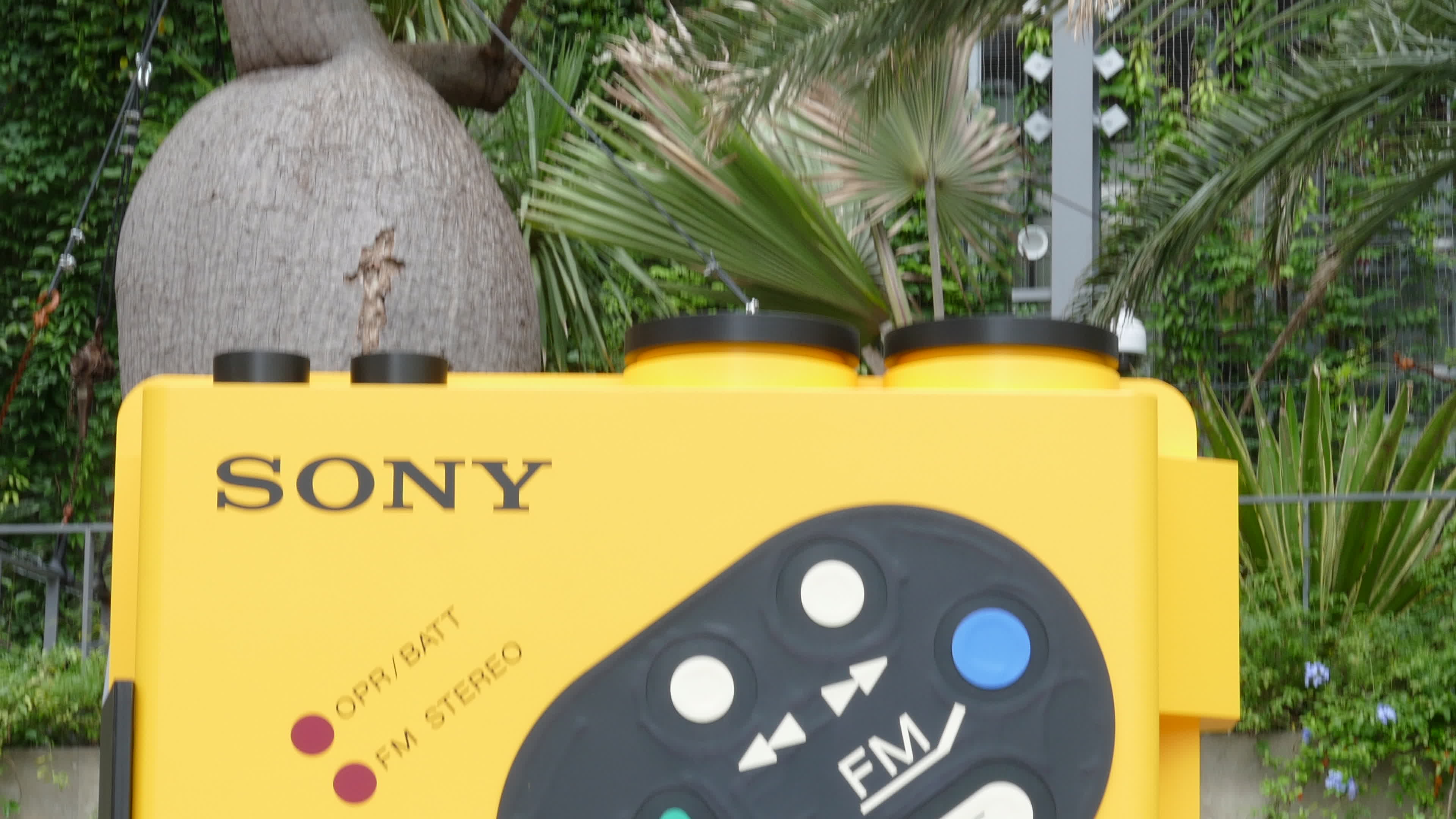 Sony celebrates the 40th anniversary of Walkman in Ginza