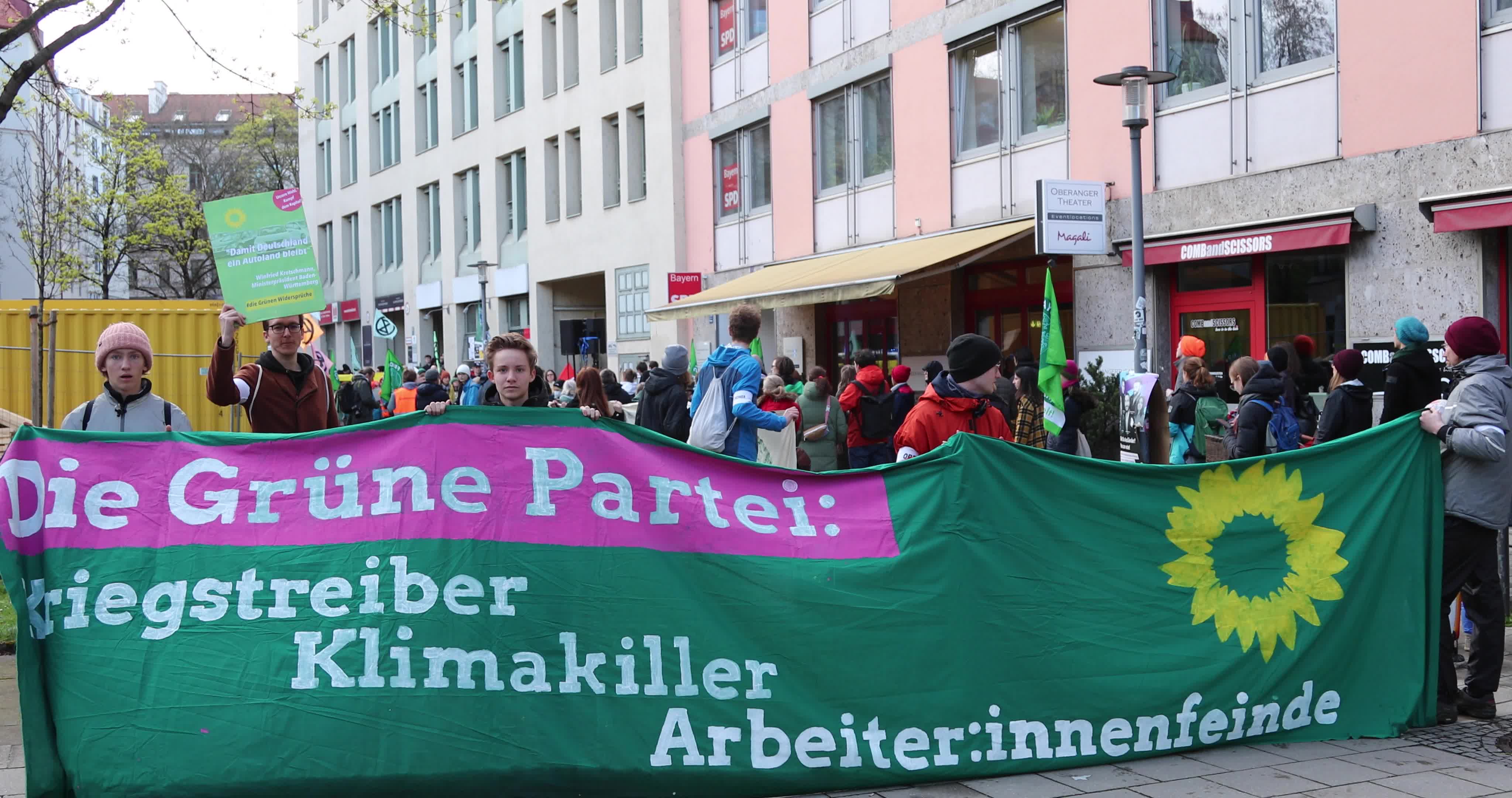 Munich: Fridays for Future protests against the decisions of the German coalition comitee