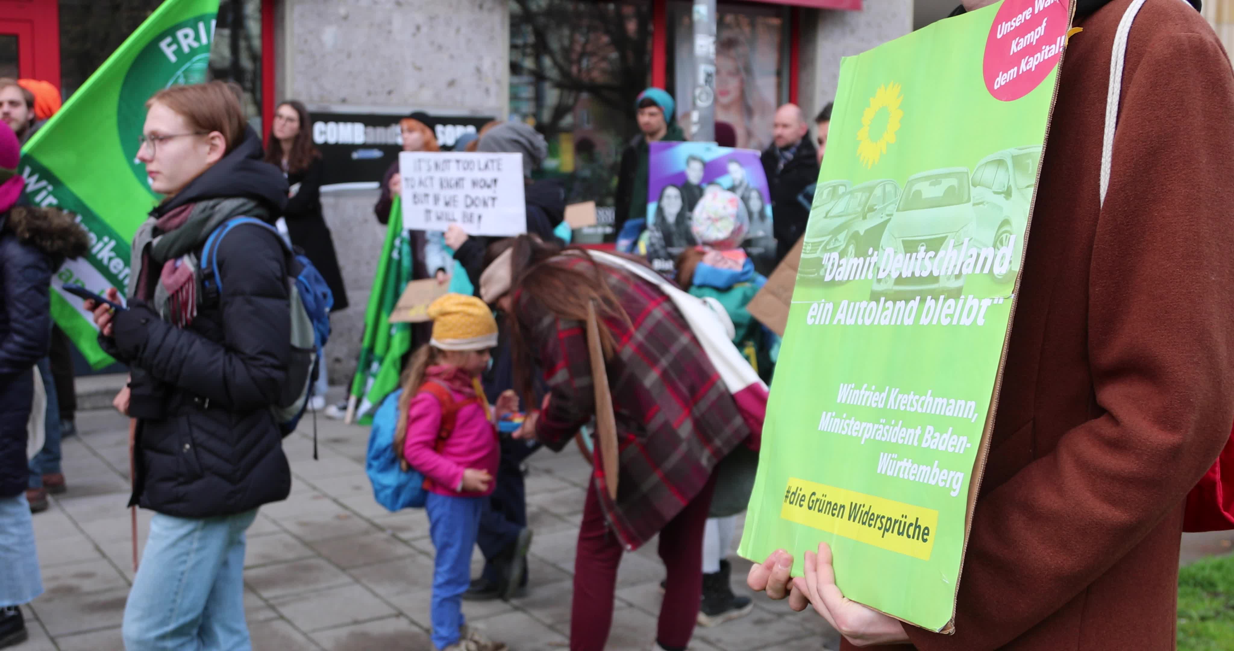 Munich: Fridays for Future protests against the decisions of the German coalition comitee
