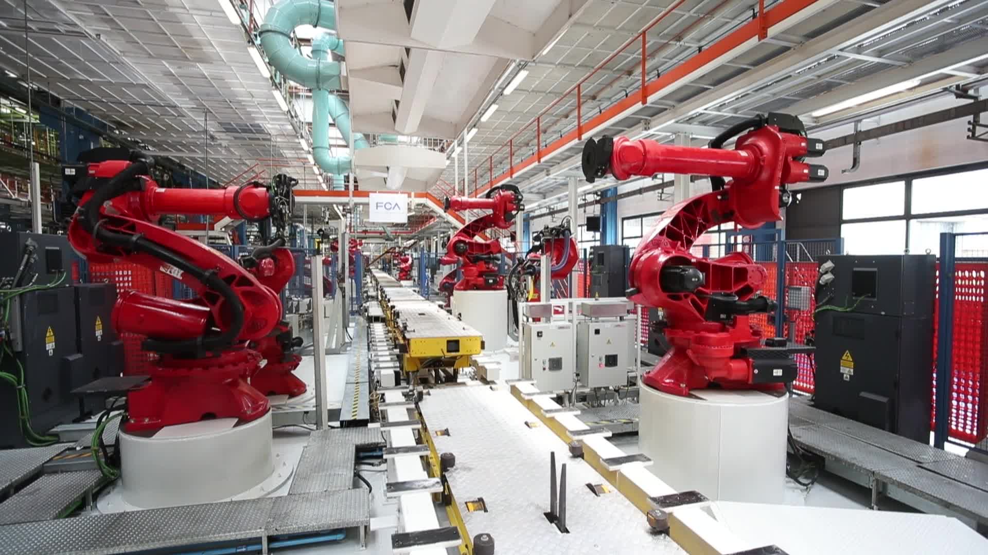First robot installation for the new 500BEV line at Mirafiori