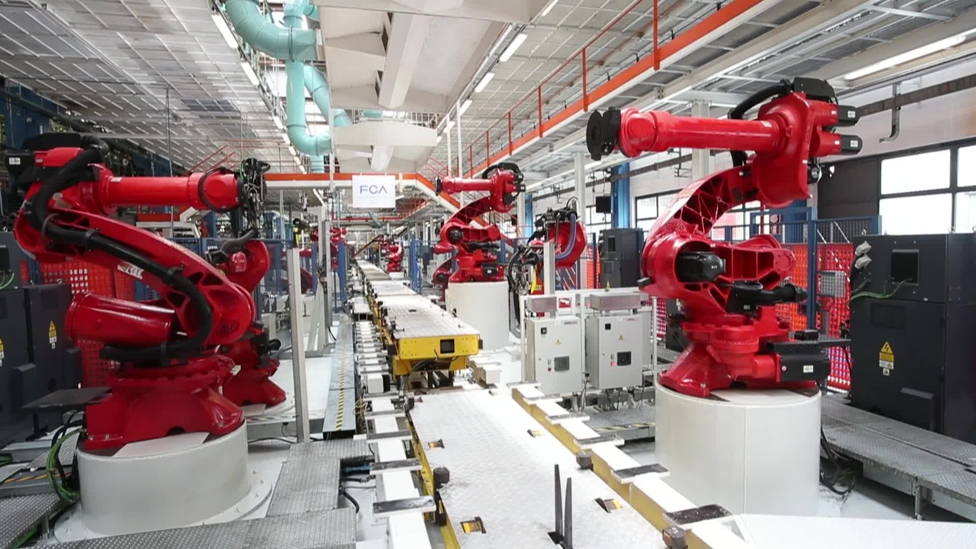 First robot installation for the new 500BEV line at Mirafiori