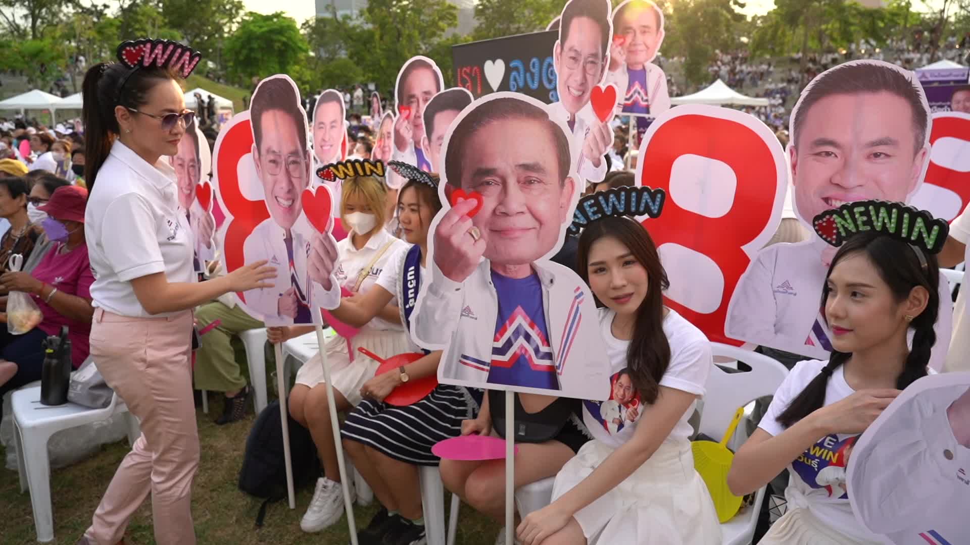 Ruam Thai Sang Chart Party General Election Campaign in Bangkok