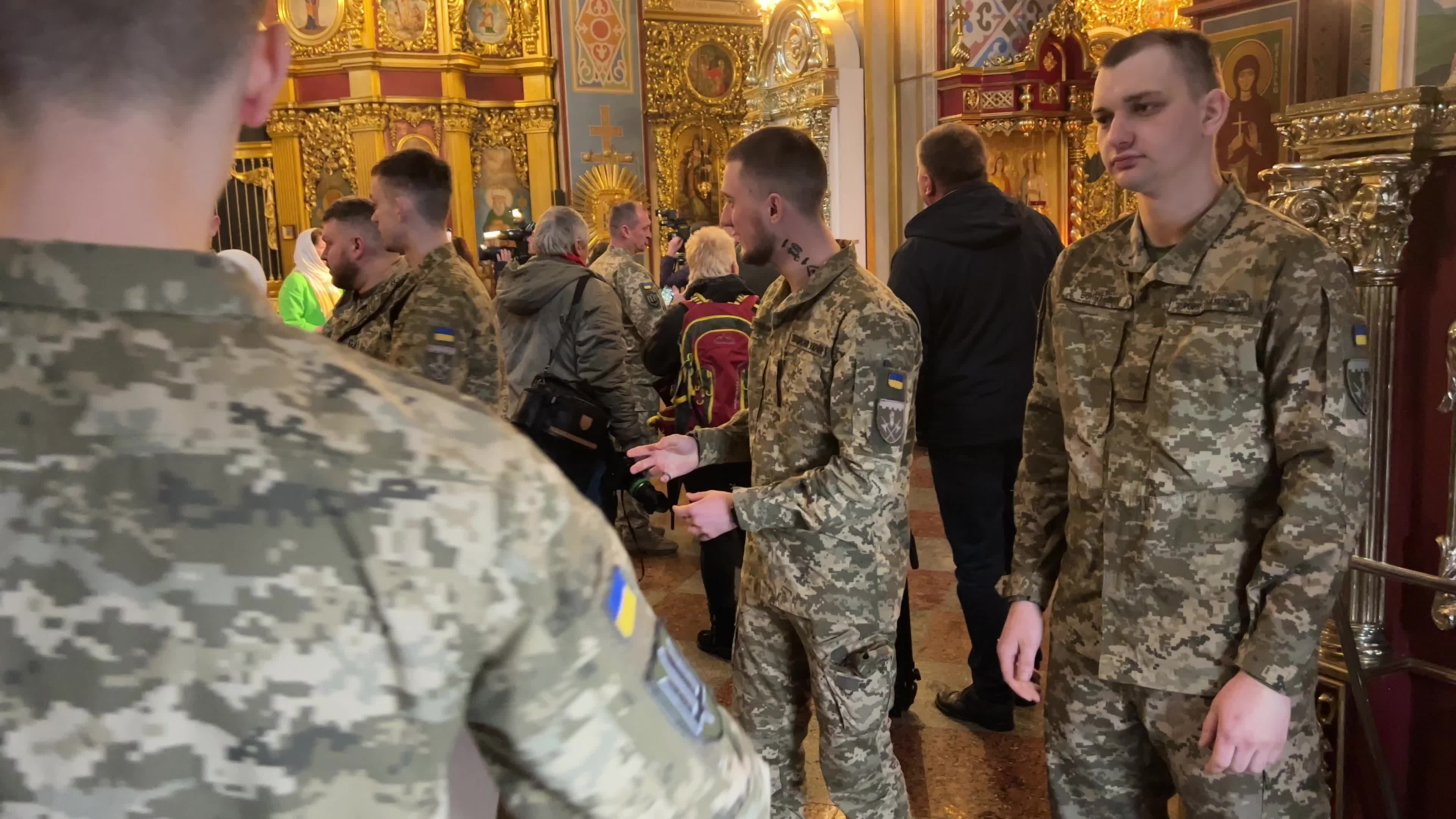 Easter breads for Ukrainian servicemen