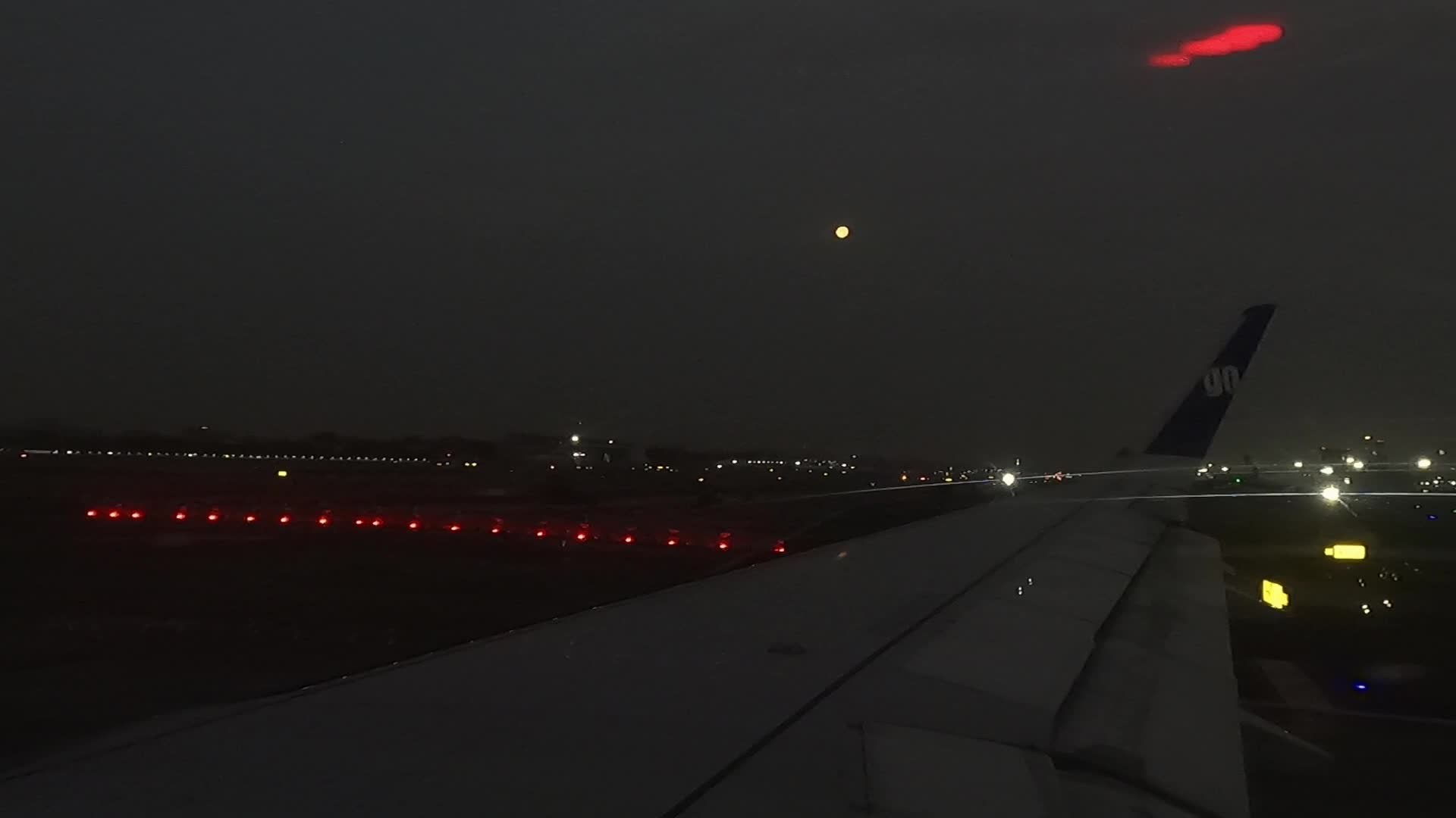 Go First Flight In Mumbai To Bangalore