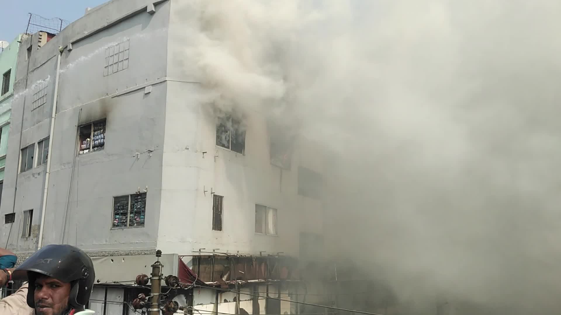 Fire broke out in the Bangabazar clothing market in Bangladesh