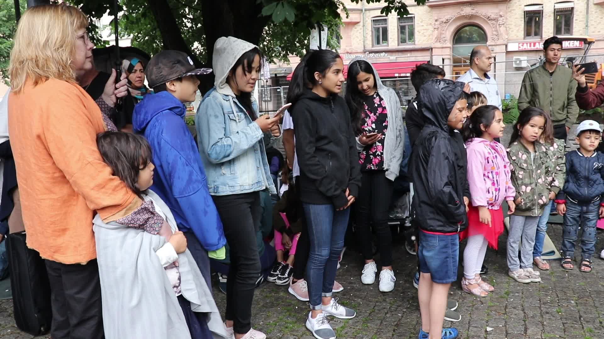 Life without Borders sit in strike at Norra Bantorget 
