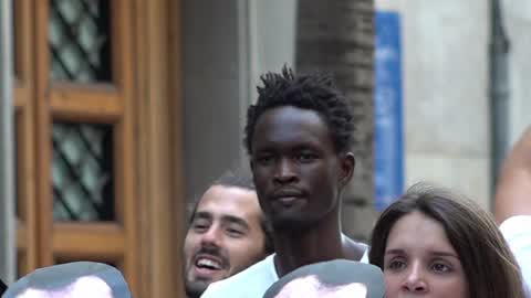 Hundreds of people protested in front of the Italian Consulate and in support of NGOs that rescue migrants at sea