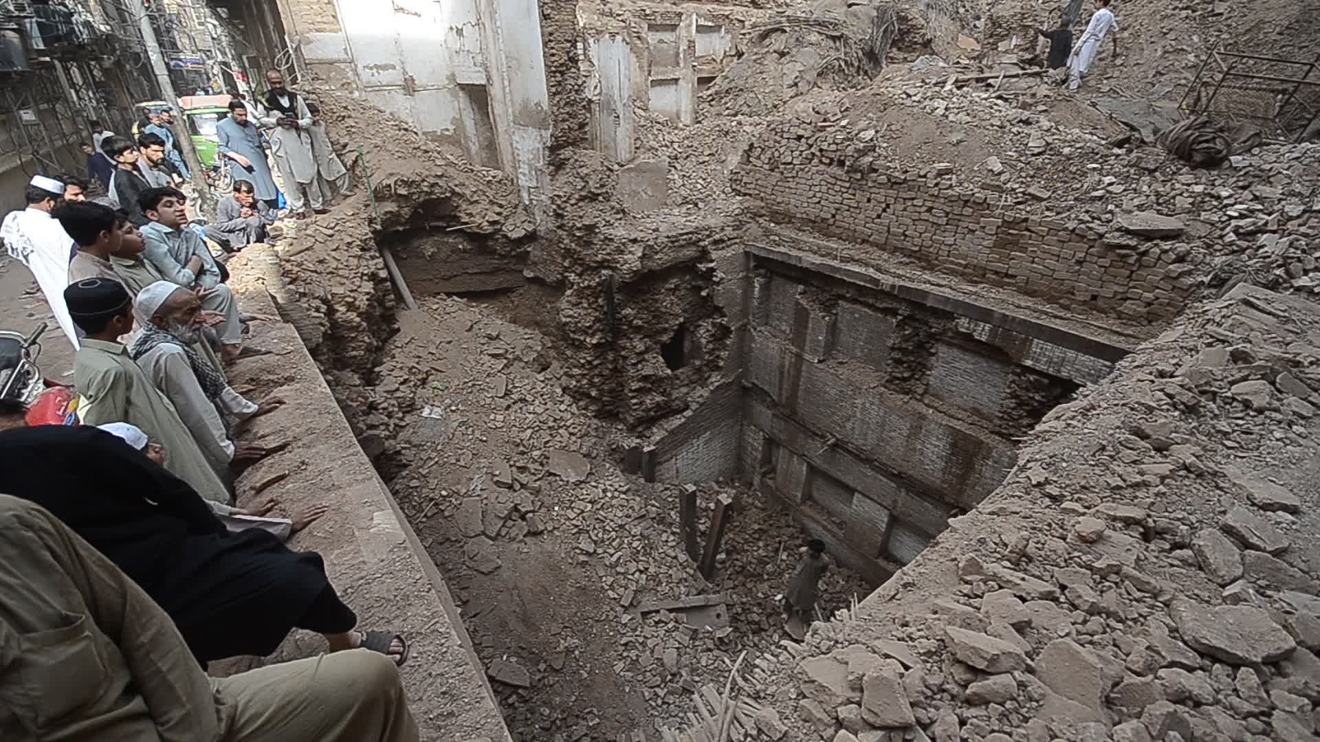 100-year-old house discovered from the rubble of a house in Peshawar