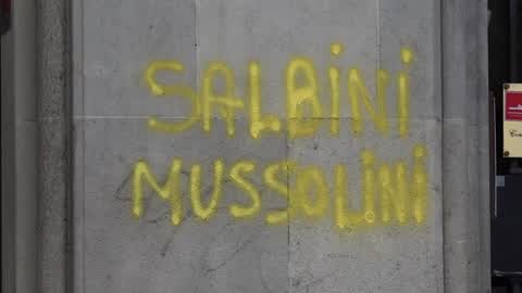 Hundreds of people protested in front of the Italian Consulate and in support of NGOs that rescue migrants at sea