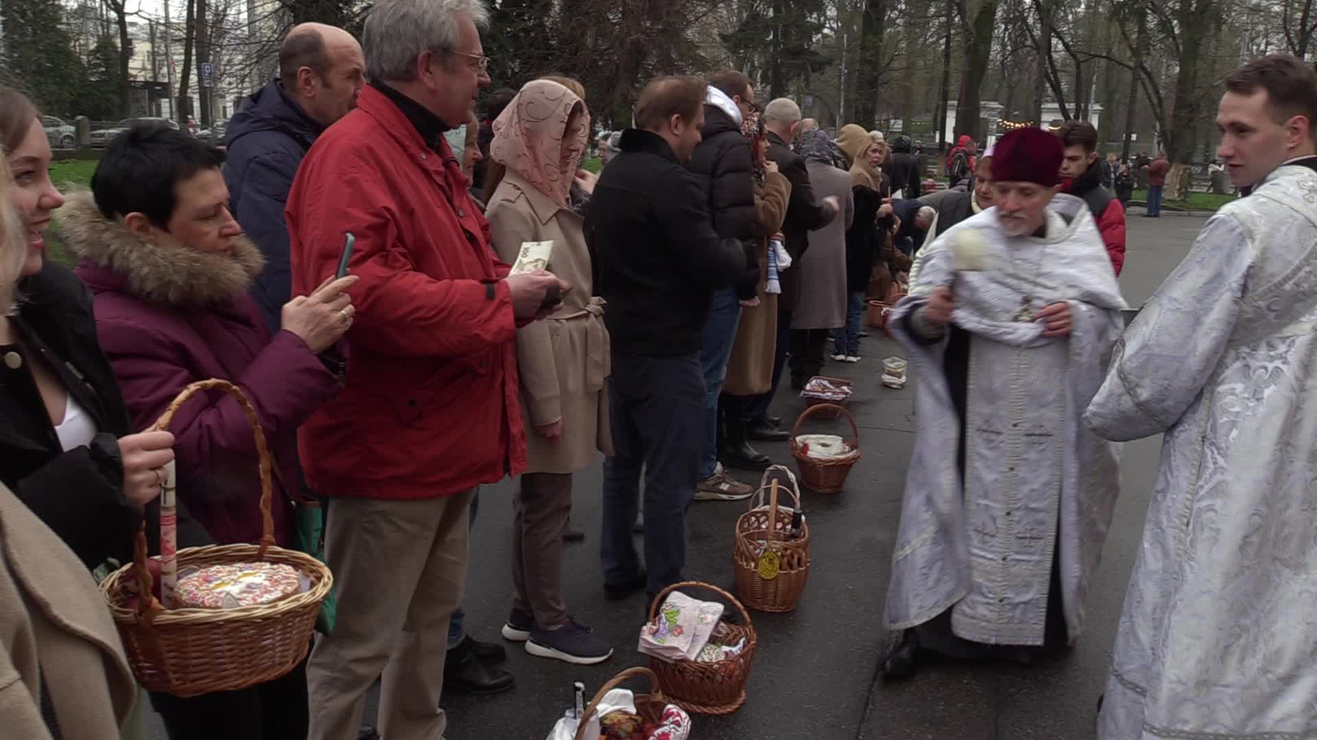 Orthodox Easter in Kyiv, amid Russian invasion of Ukraine
