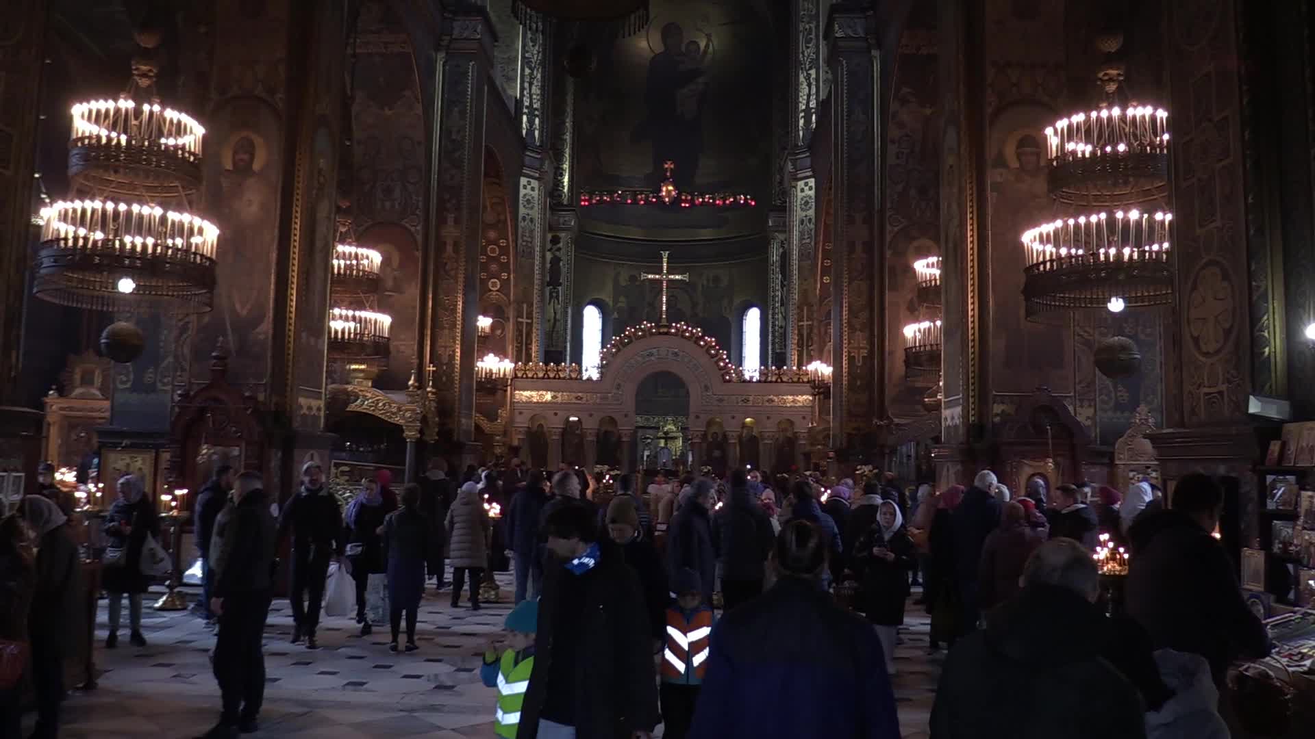 Orthodox Easter in Kyiv, amid Russian invasion of Ukraine
