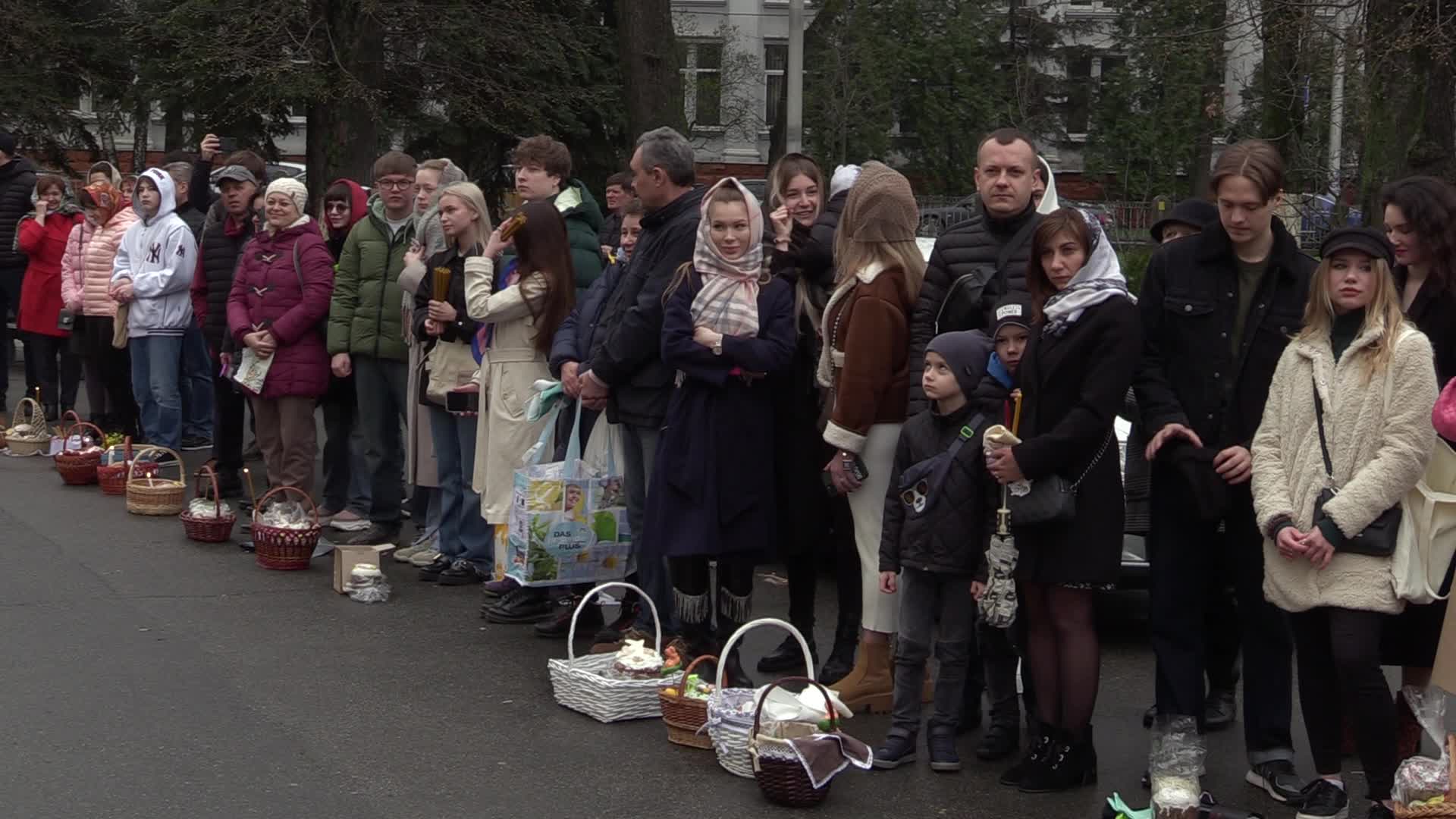 Orthodox Easter in Kyiv, amid Russian invasion of Ukraine
