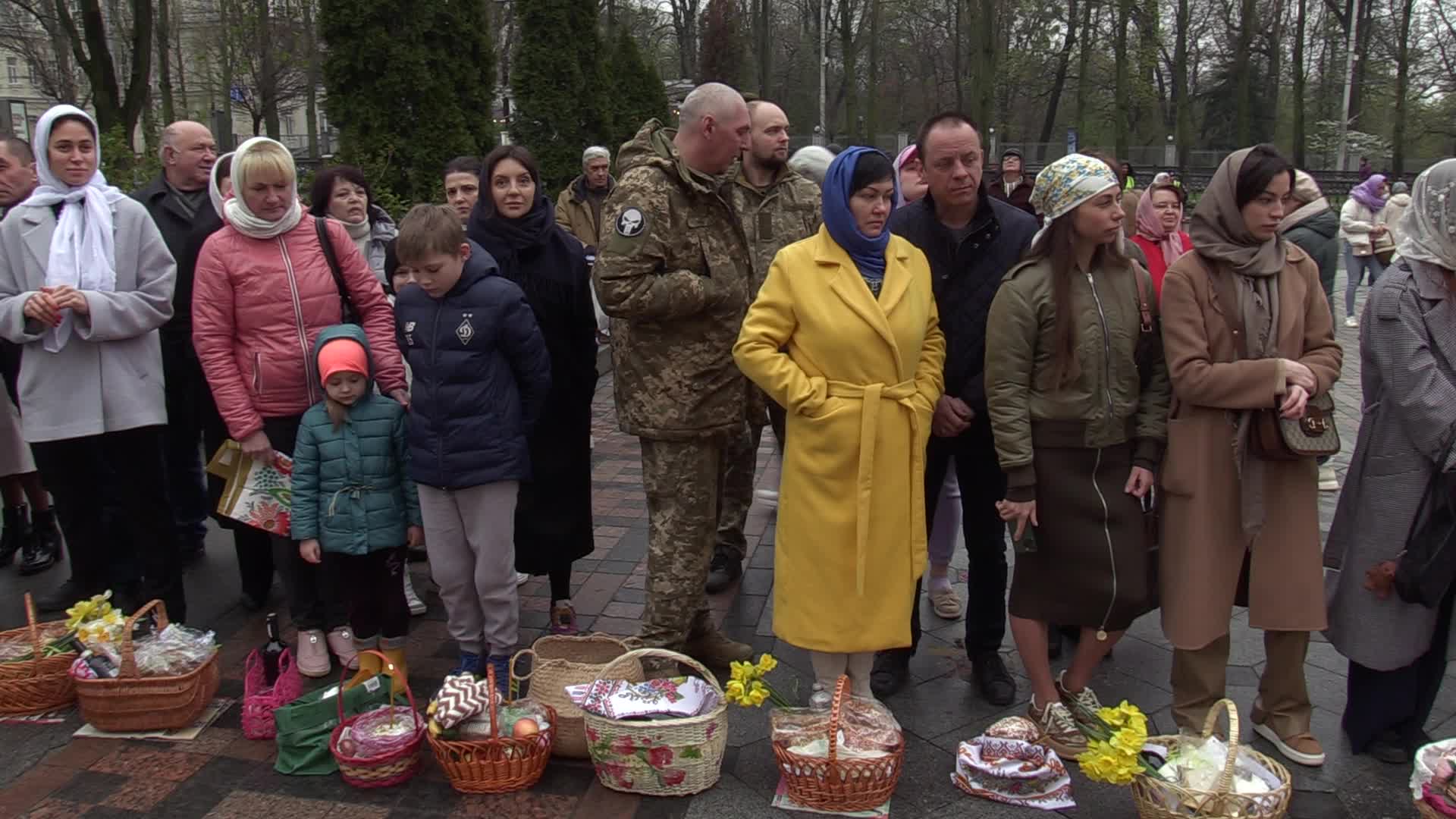 Orthodox Easter in Kyiv, amid Russian invasion of Ukraine
