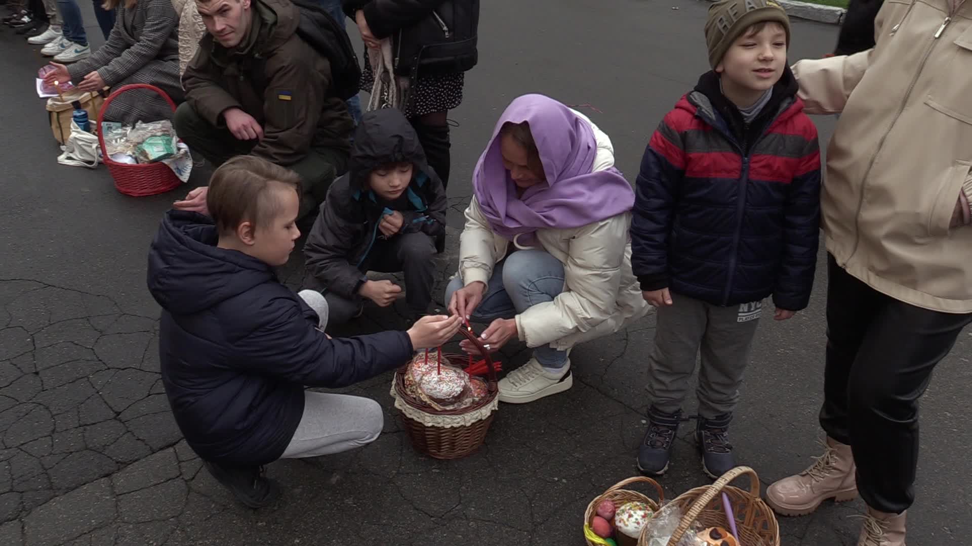 Orthodox Easter in Kyiv, amid Russian invasion of Ukraine
