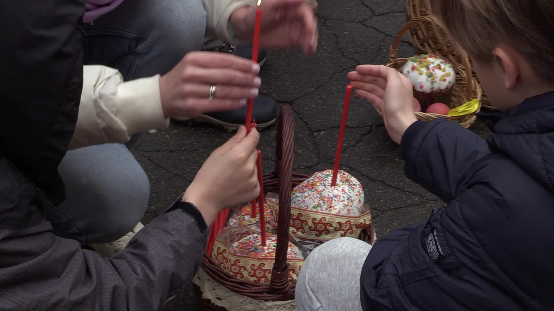 Orthodox Easter in Kyiv, amid Russian invasion of Ukraine
