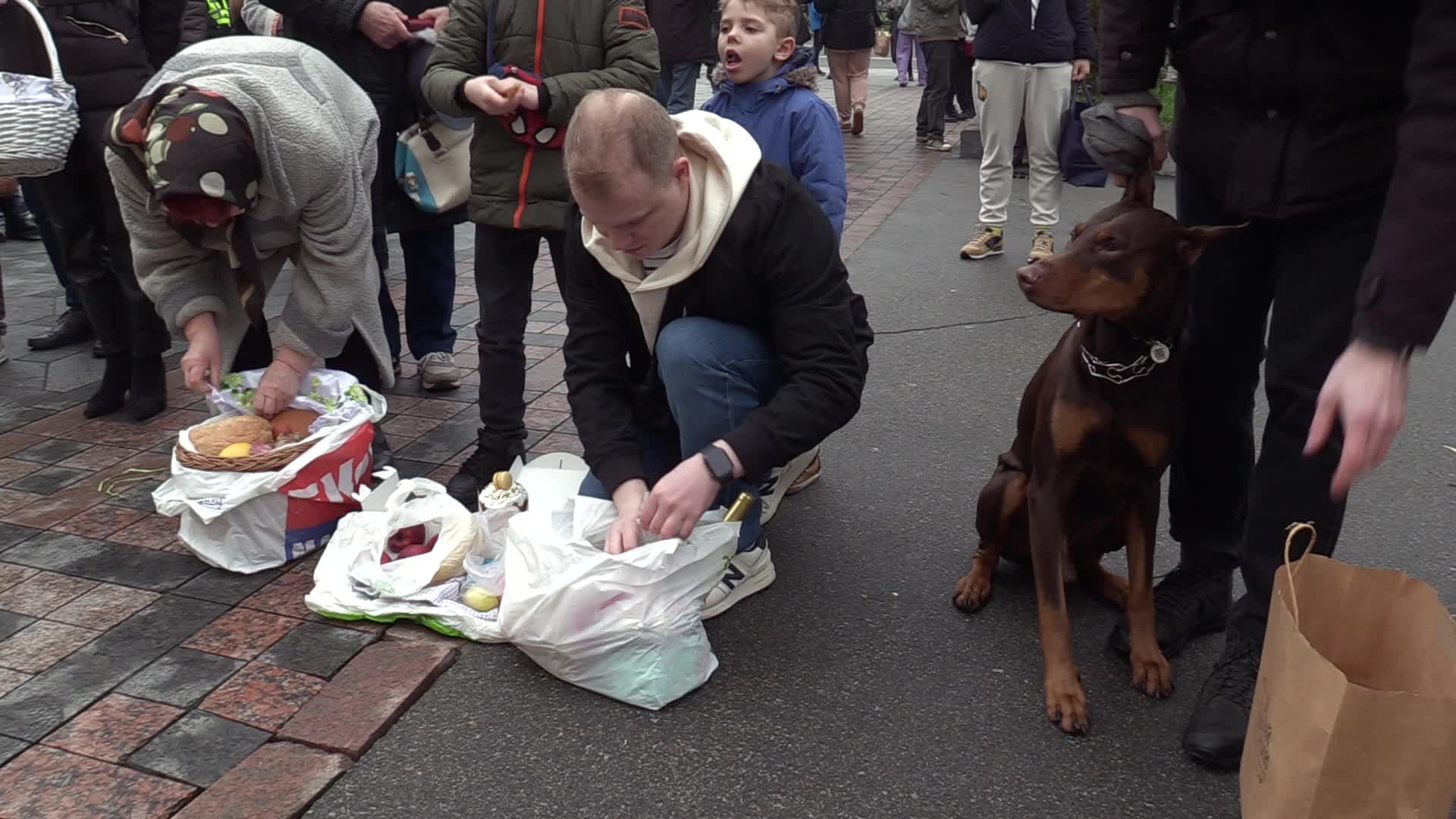 Orthodox Easter in Kyiv, amid Russian invasion of Ukraine
