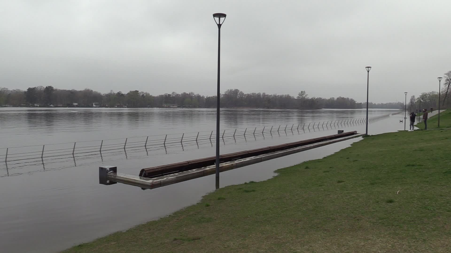 A seasonal rise in the water level in the Dnipro led to flooded embankment in Kyiv