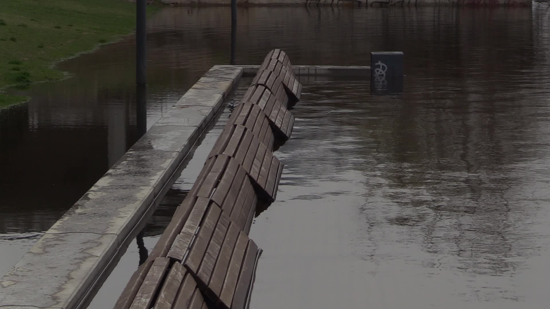 A seasonal rise in the water level in the Dnipro led to flooded embankment in Kyiv