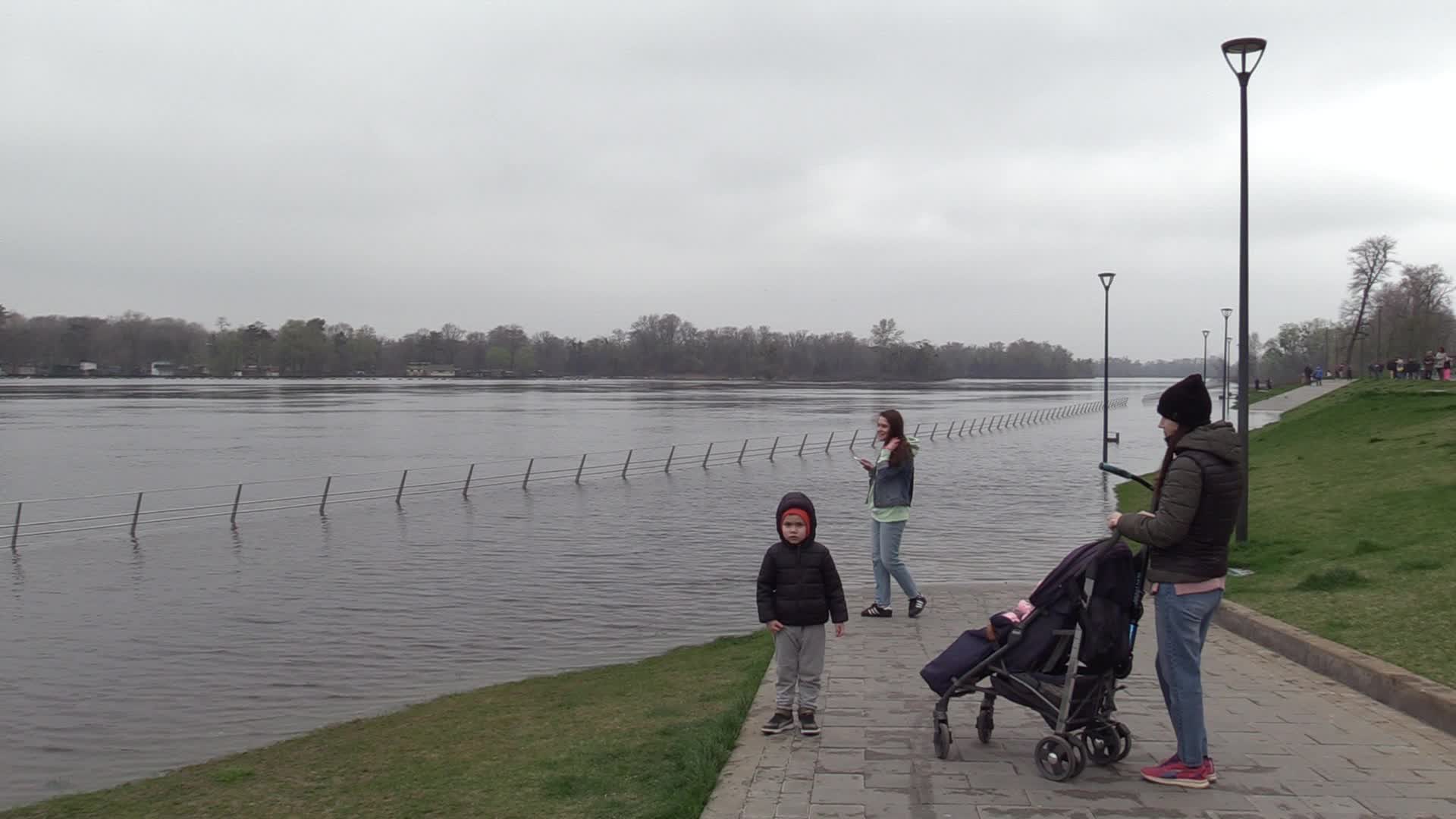 A seasonal rise in the water level in the Dnipro led to flooded embankment in Kyiv