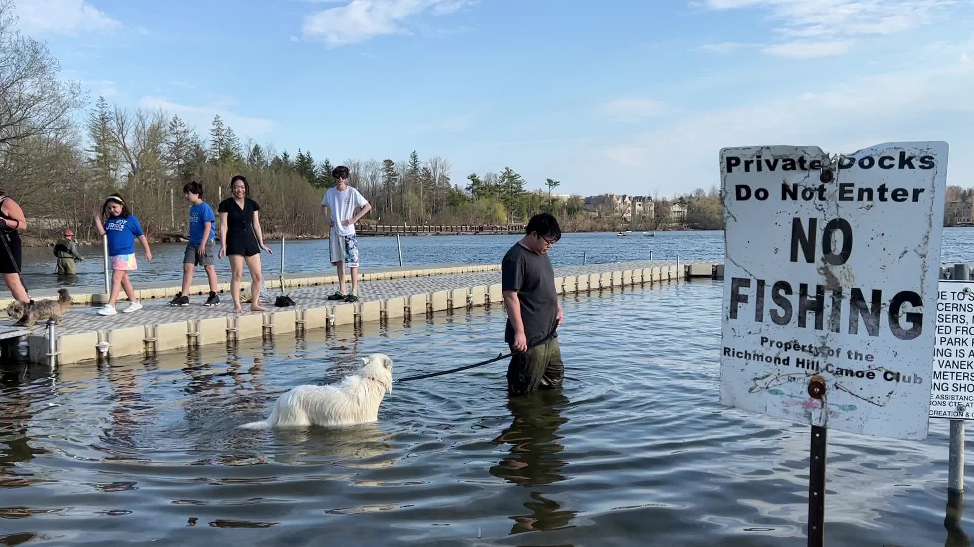 Daily life along Lake Wilcox