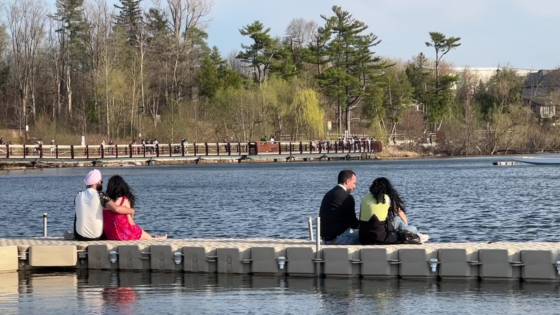 Daily life along Lake Wilcox