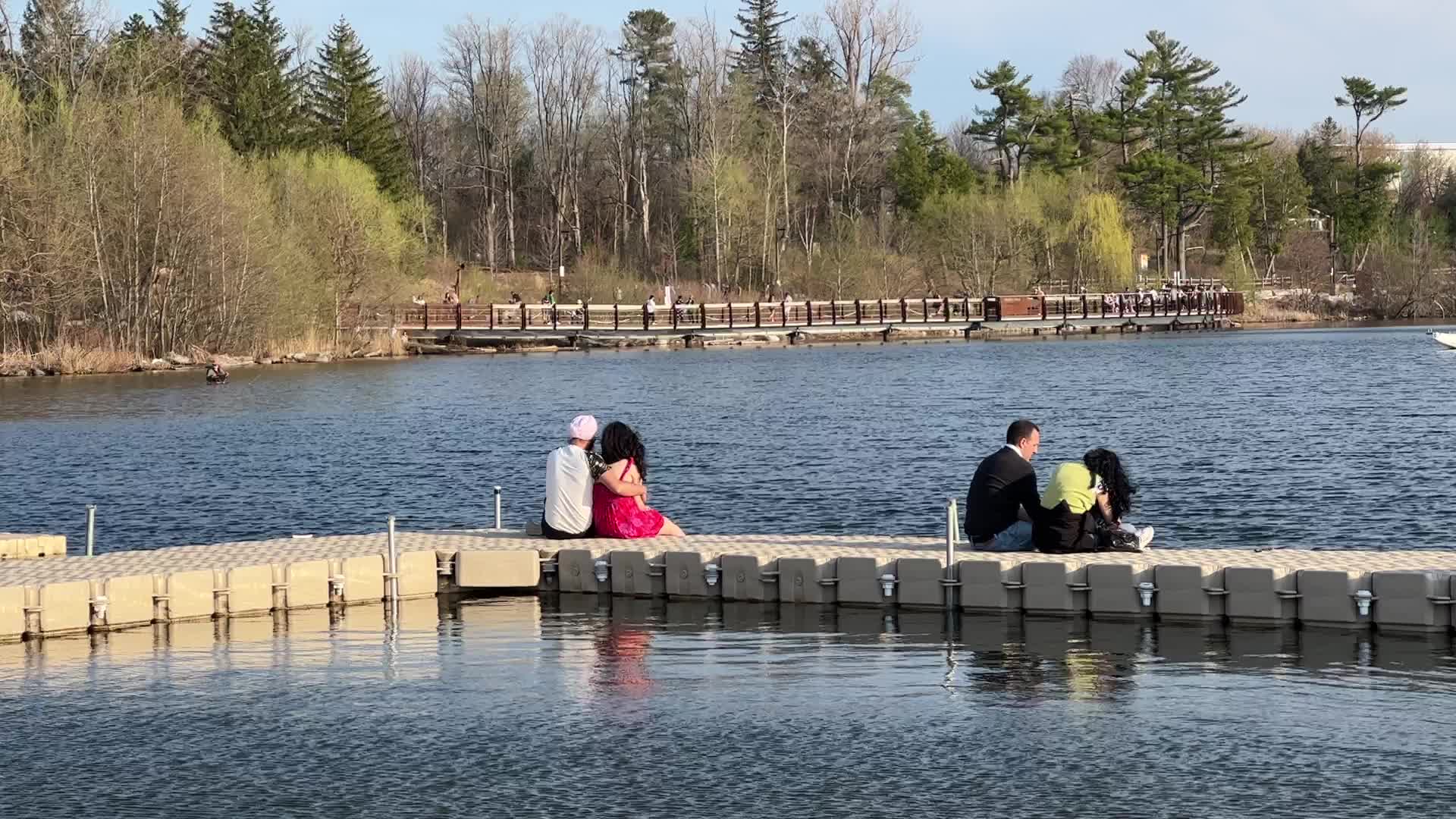 Daily life along Lake Wilcox