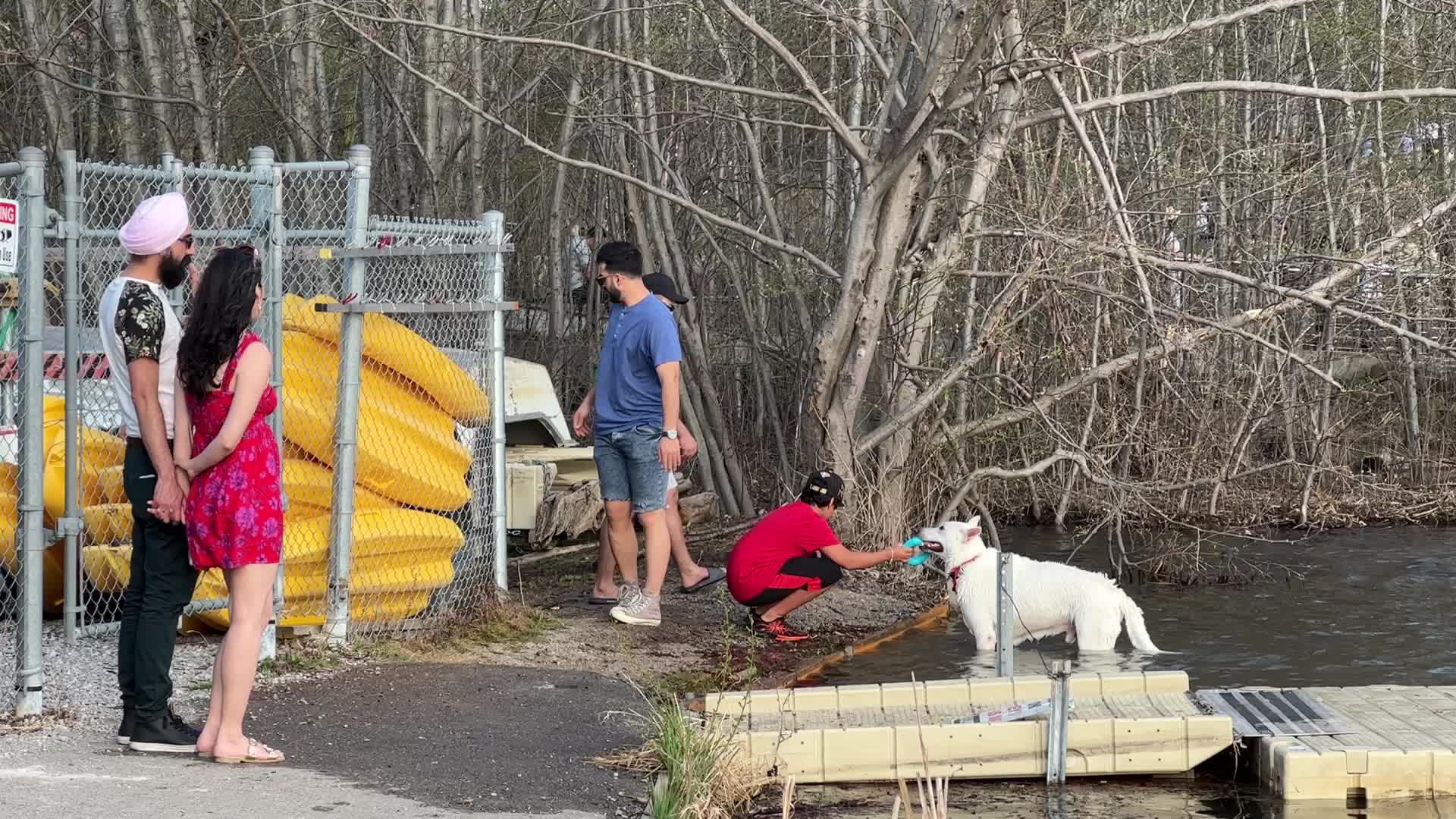Daily life along Lake Wilcox