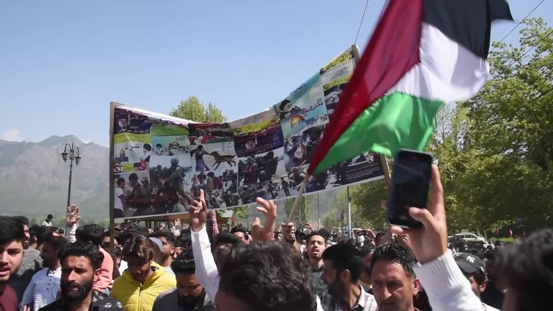 Quds Day in Kashmir