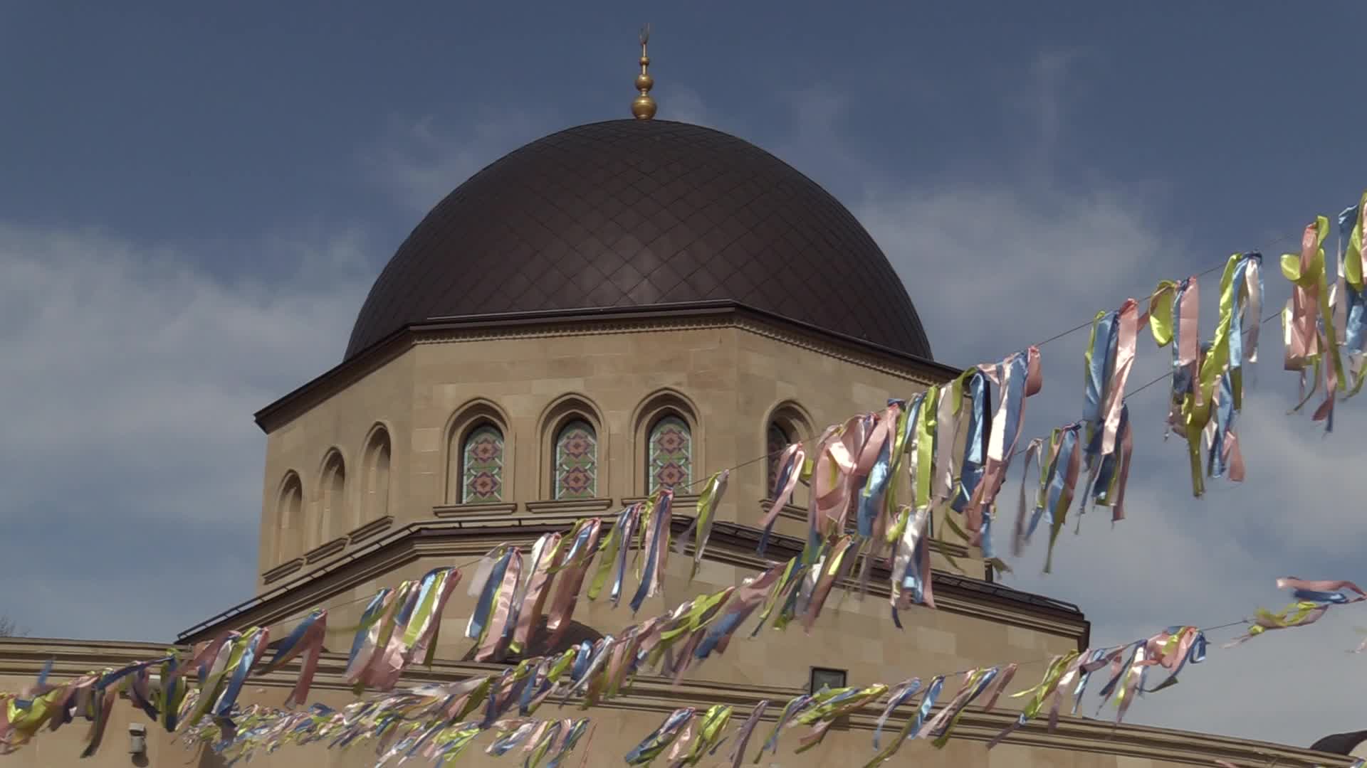 The Eid al-Fitr celebration in Kyiv, amid Russia's invasion of Ukraine