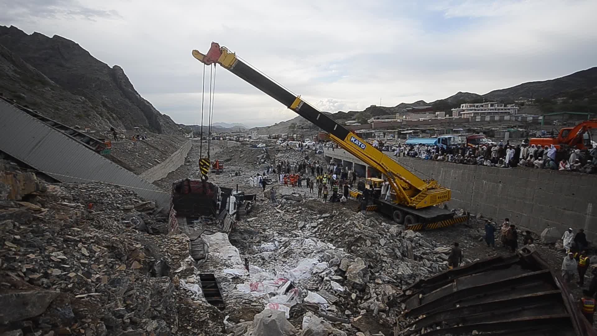 Massive landslide in Pakistan buries trucks near Afghan border, at least 4 killed 