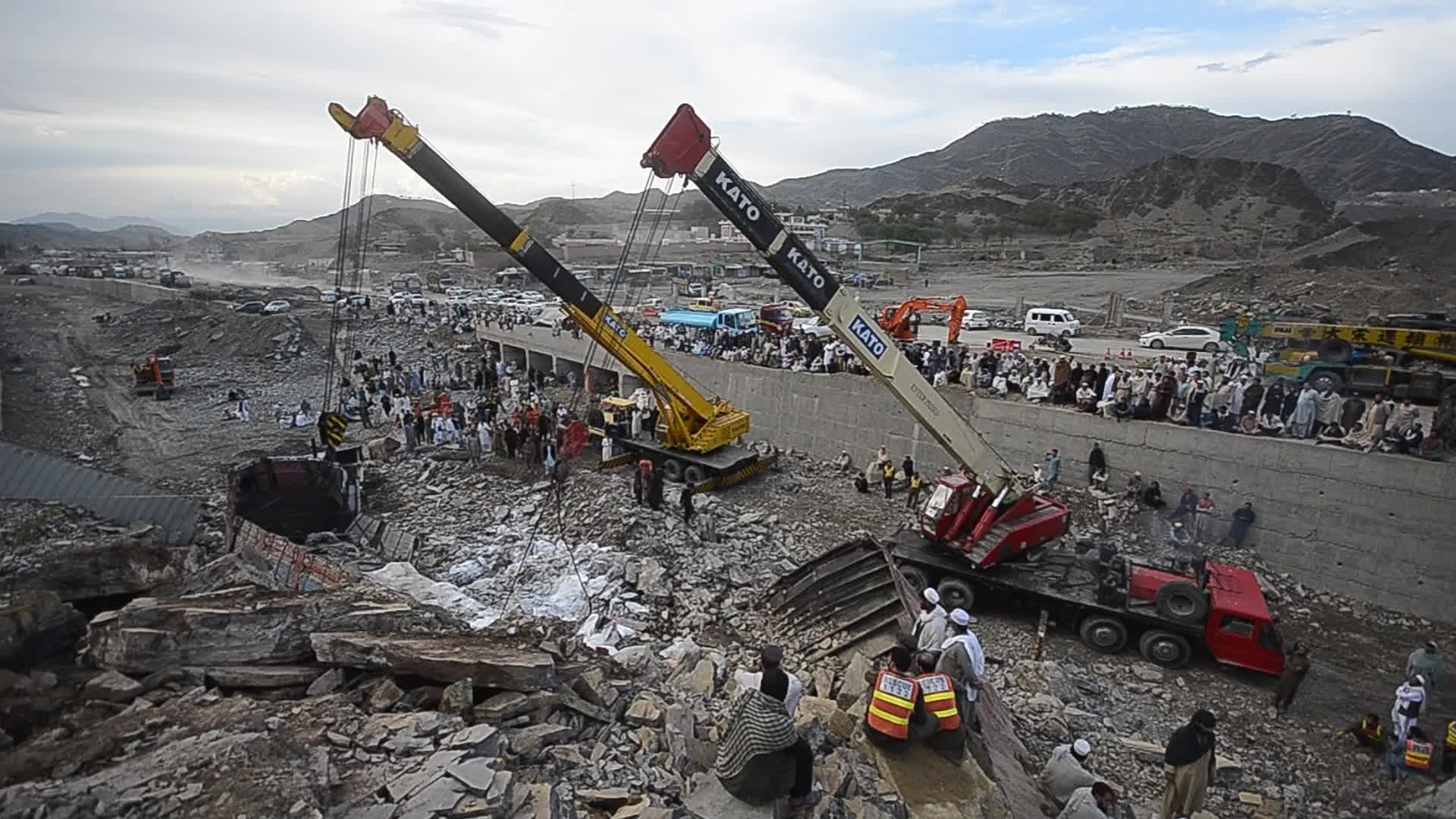 Massive landslide in Pakistan buries trucks near Afghan border, at least 4 killed 