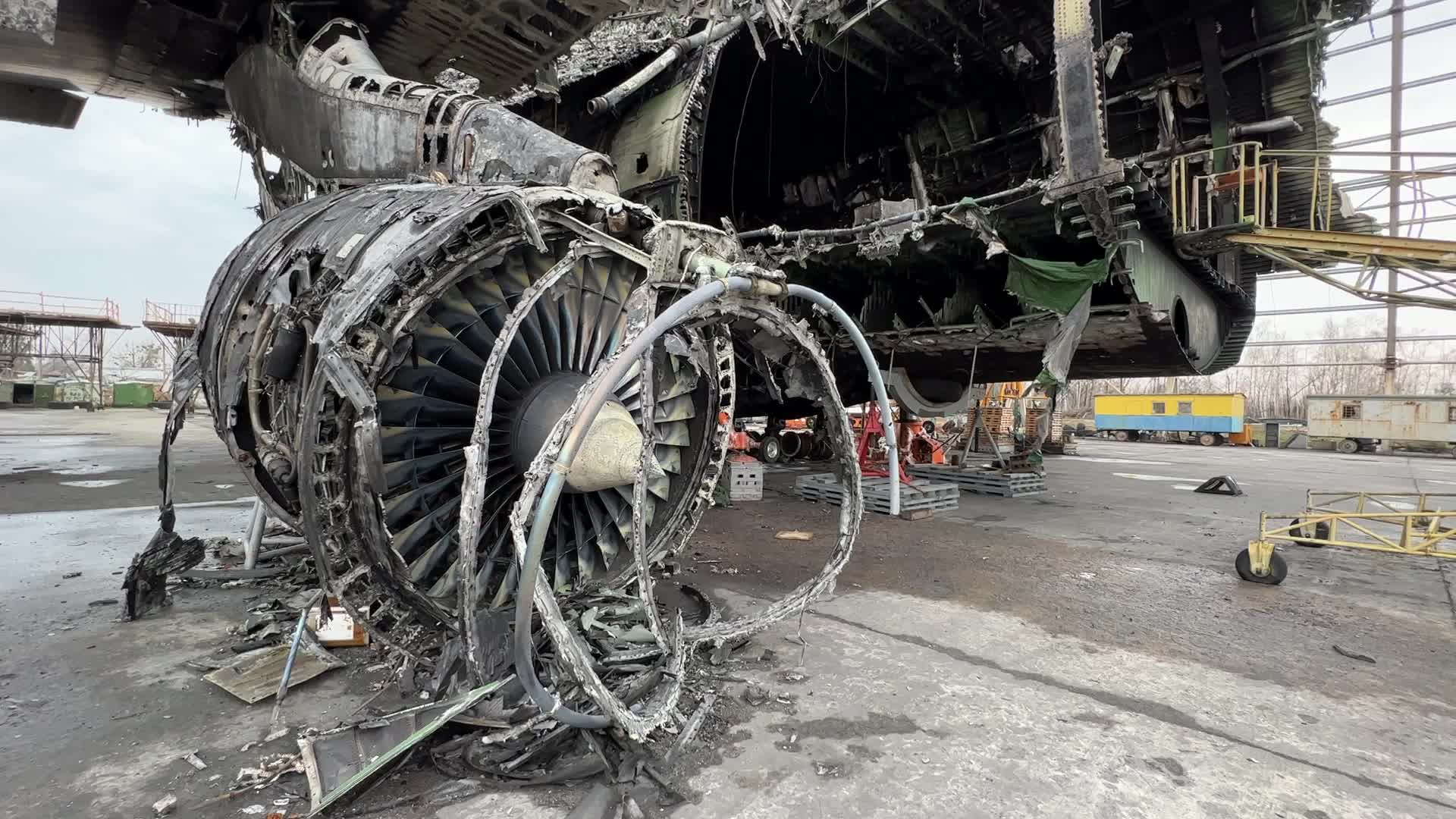 Dismantling of the destroyed largest Ukrainian transport aircraft Antonov An-225 Mriya (Mriya) 