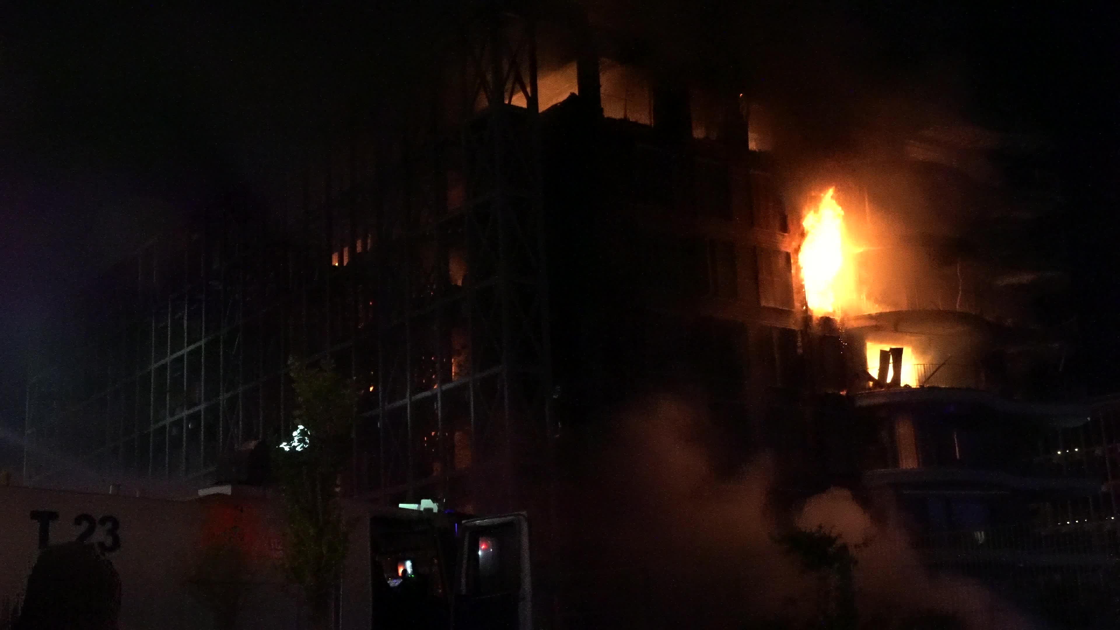 Big fire on a luxury site, Izmir, Turkey - 27 Apr 2023