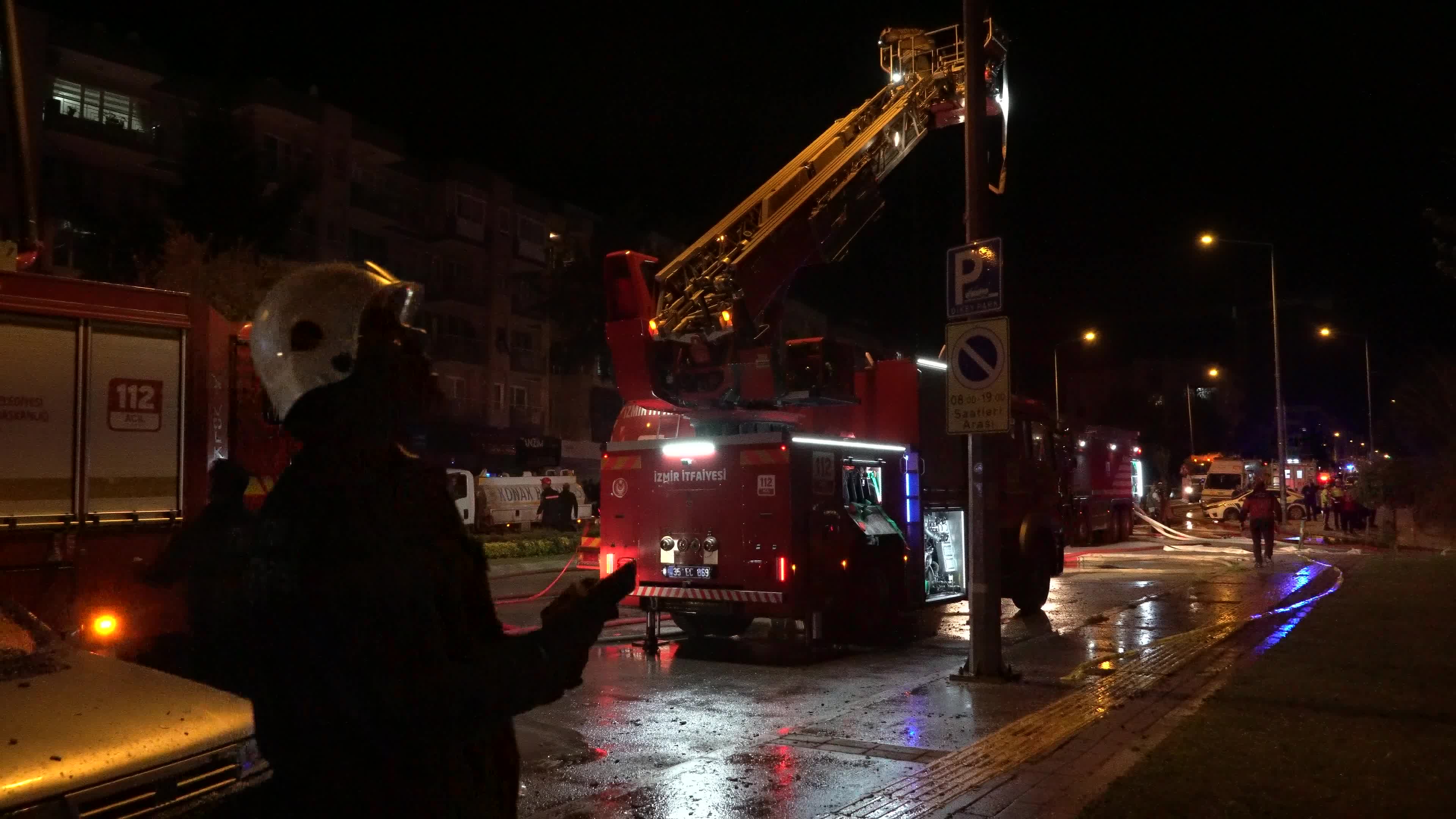 Big fire on a luxury site, Izmir, Turkey - 27 Apr 2023